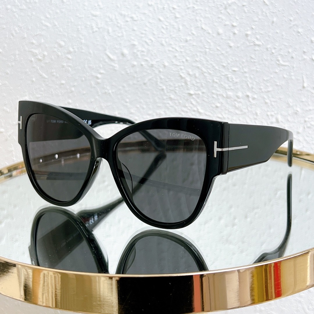 3 Tomf0rd glasses list
