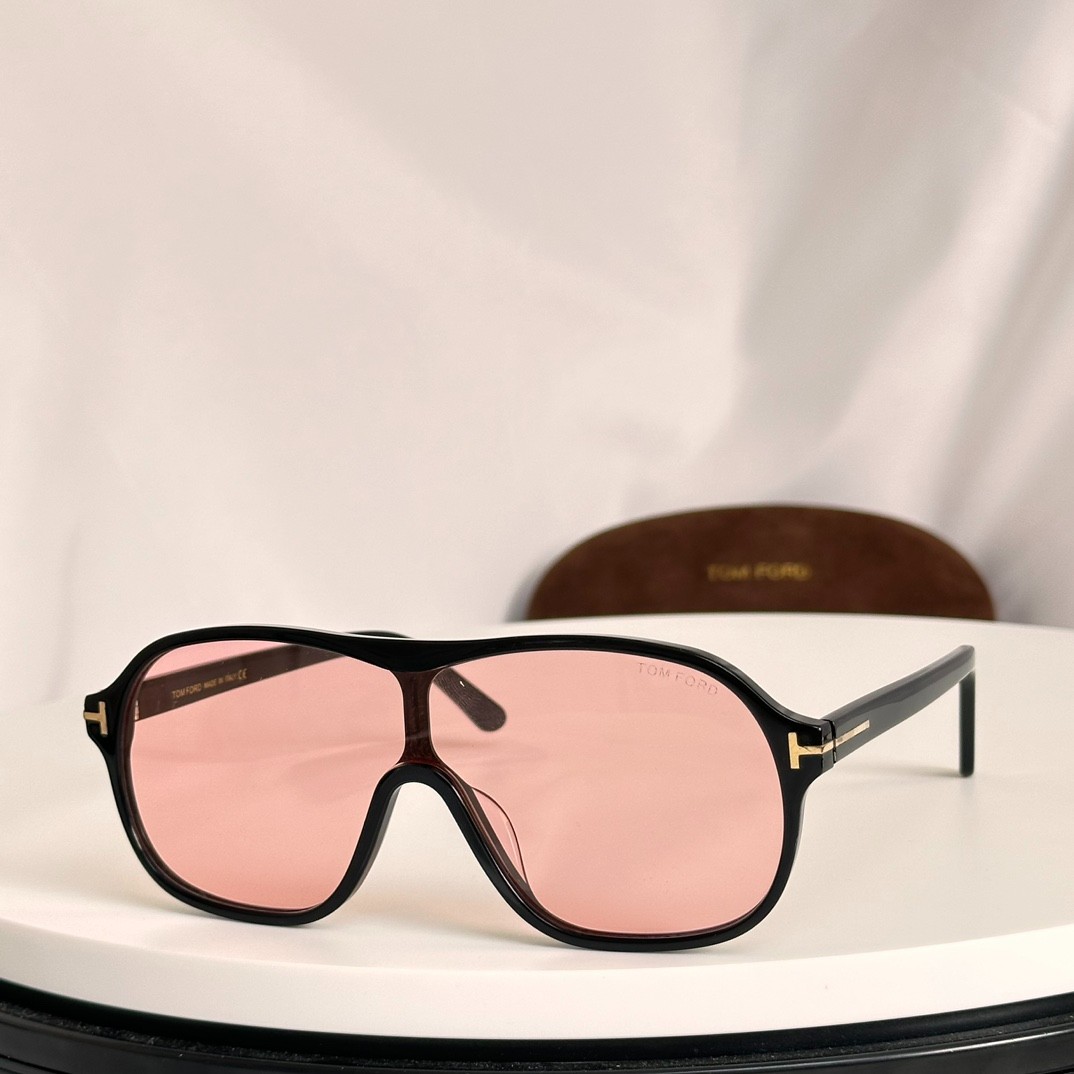 3 Tomf0rd glasses list