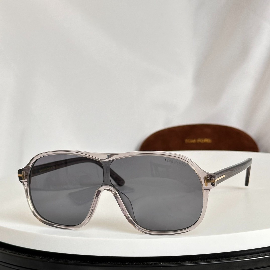 3 Tomf0rd glasses list