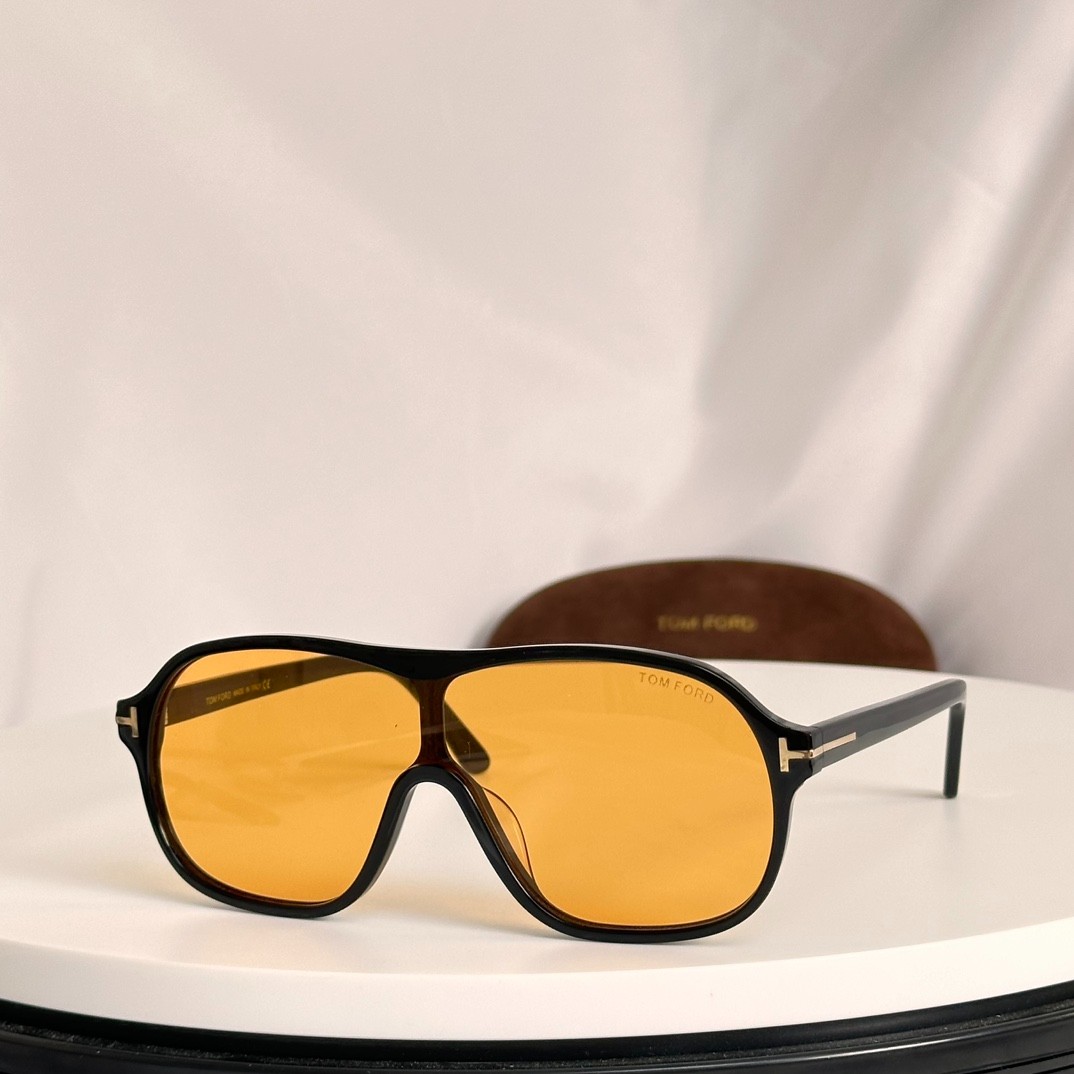 3 Tomf0rd glasses list