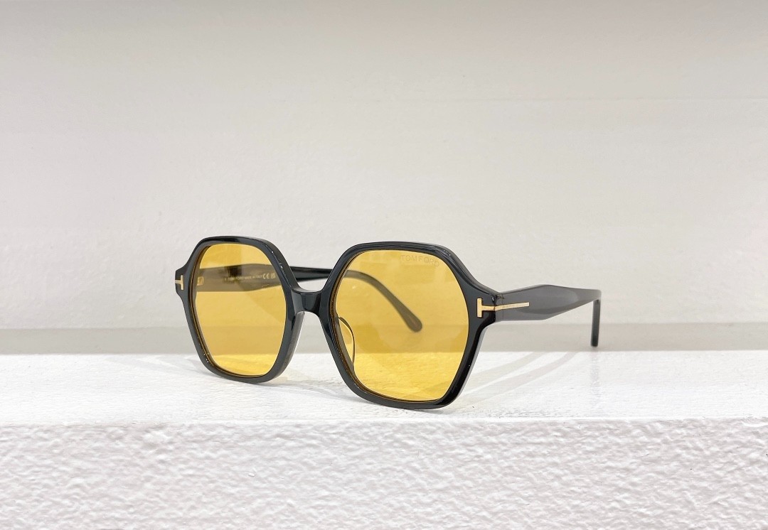 3 Tomf0rd glasses list