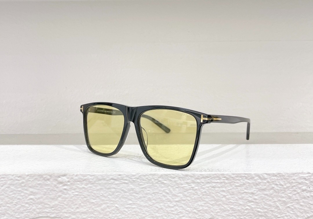 3 Tomf0rd glasses list
