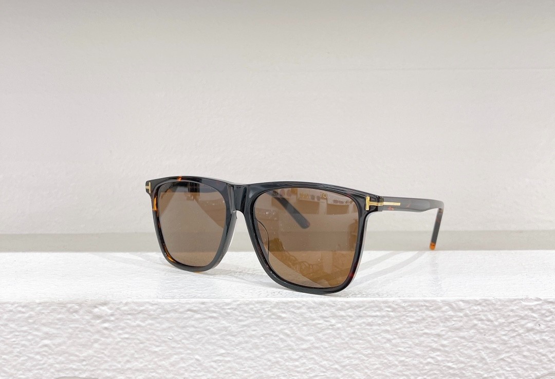 3 Tomf0rd glasses list