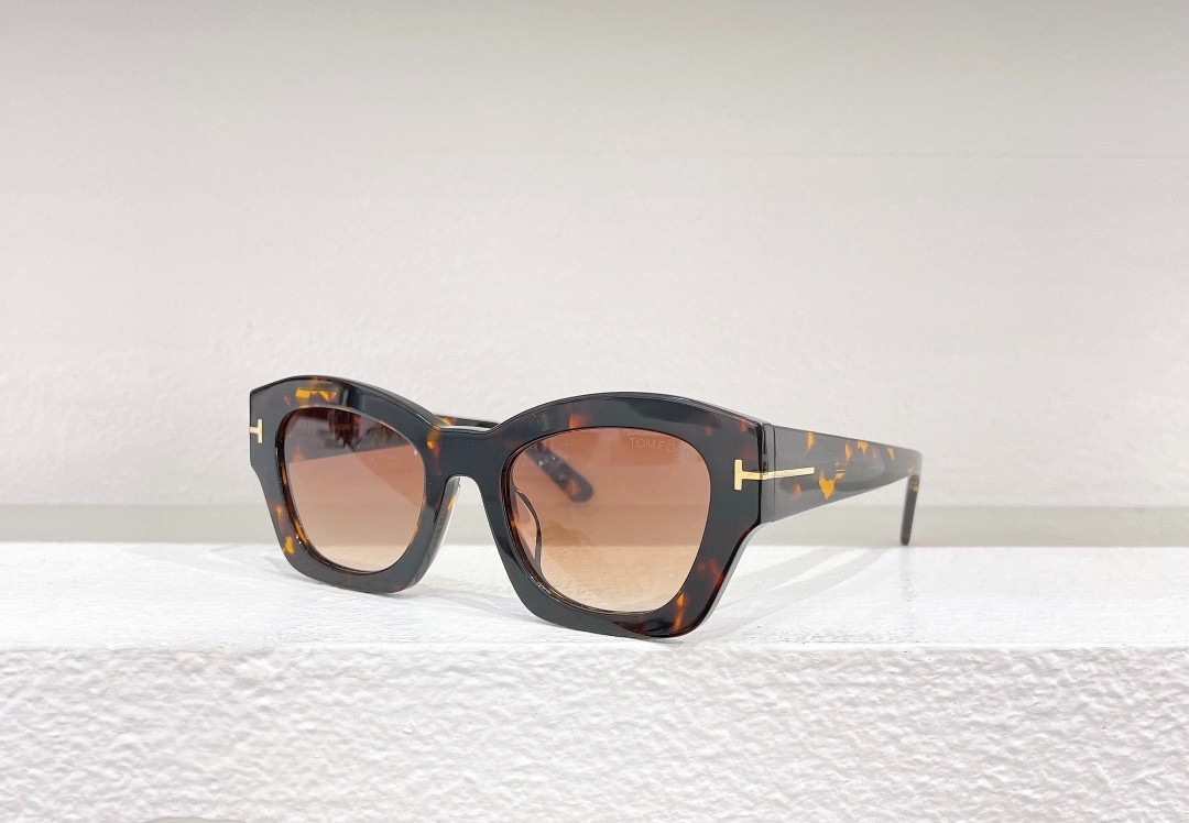3 Tomf0rd glasses list