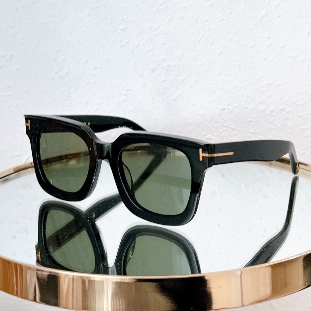 3 Tomf0rd glasses list
