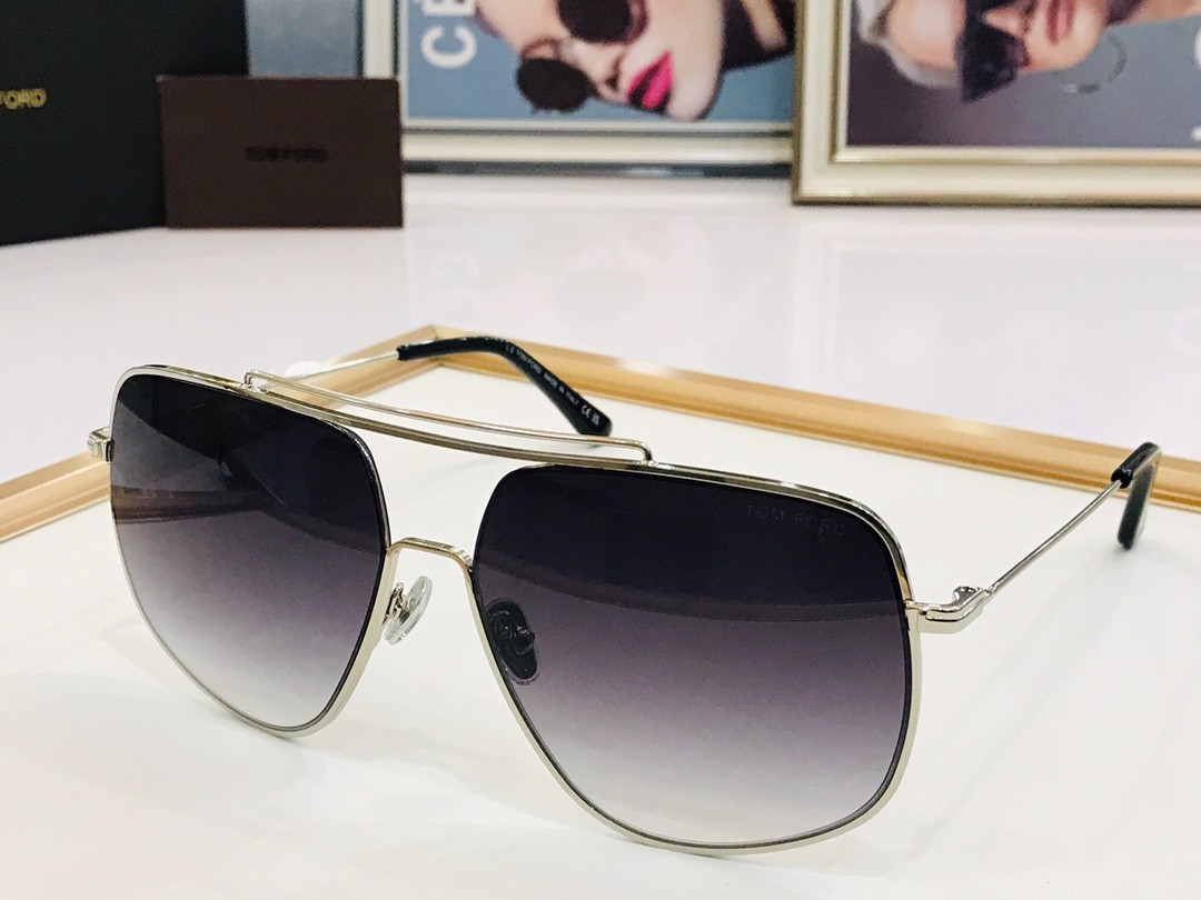 3 Tomf0rd glasses list