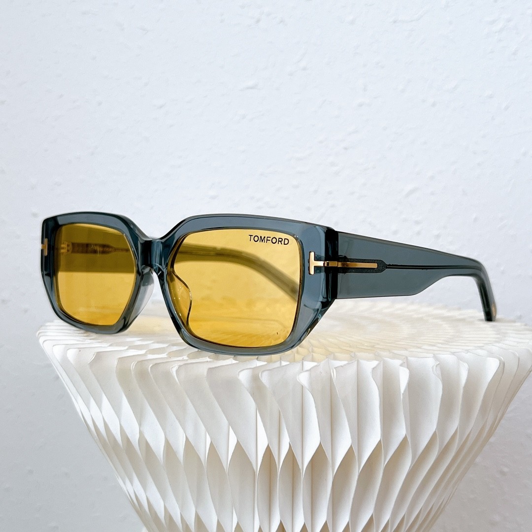 3 Tomf0rd glasses list