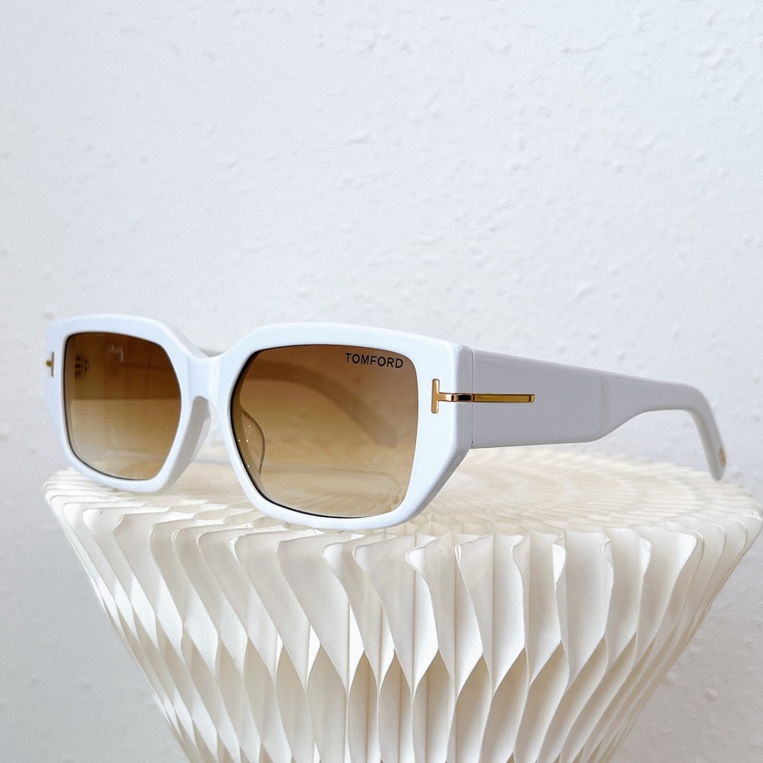 3 Tomf0rd glasses list
