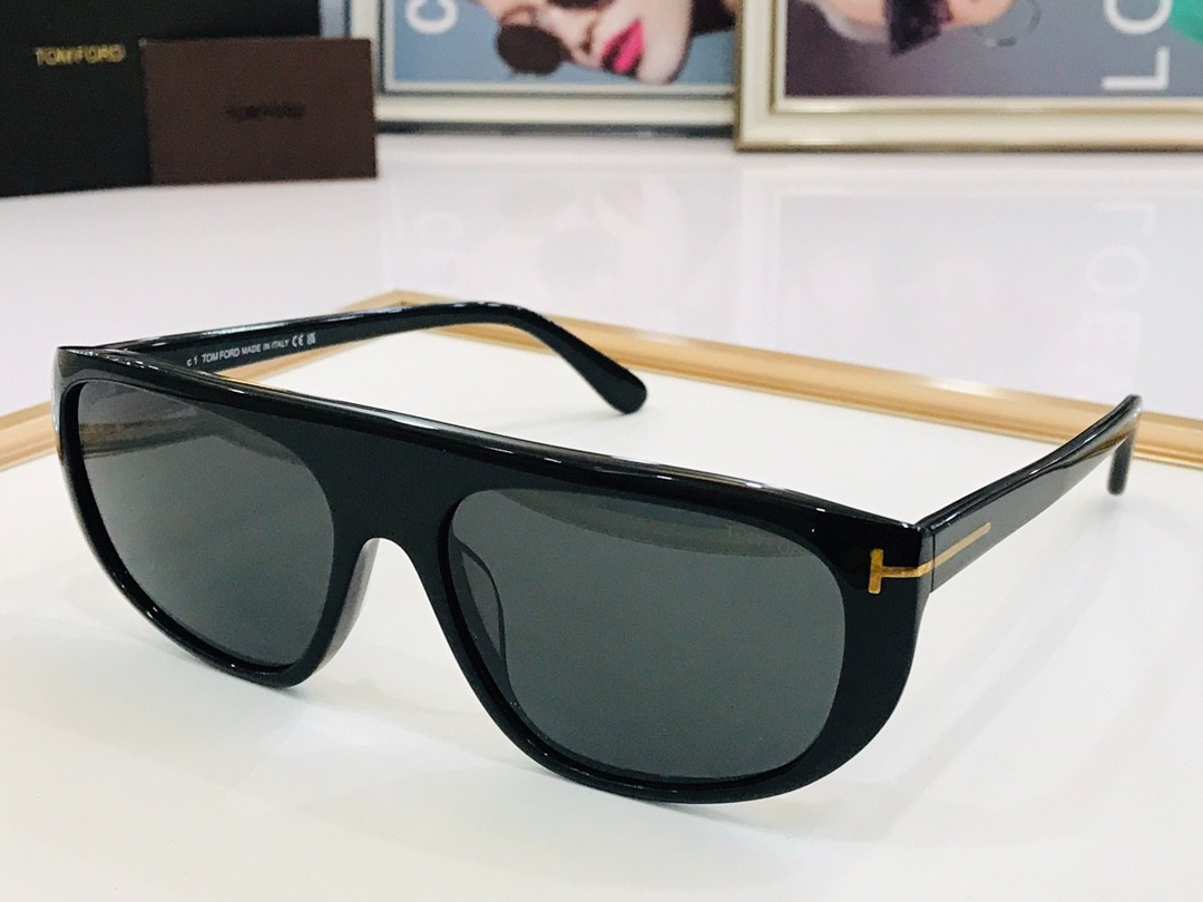 3 Tomf0rd glasses list