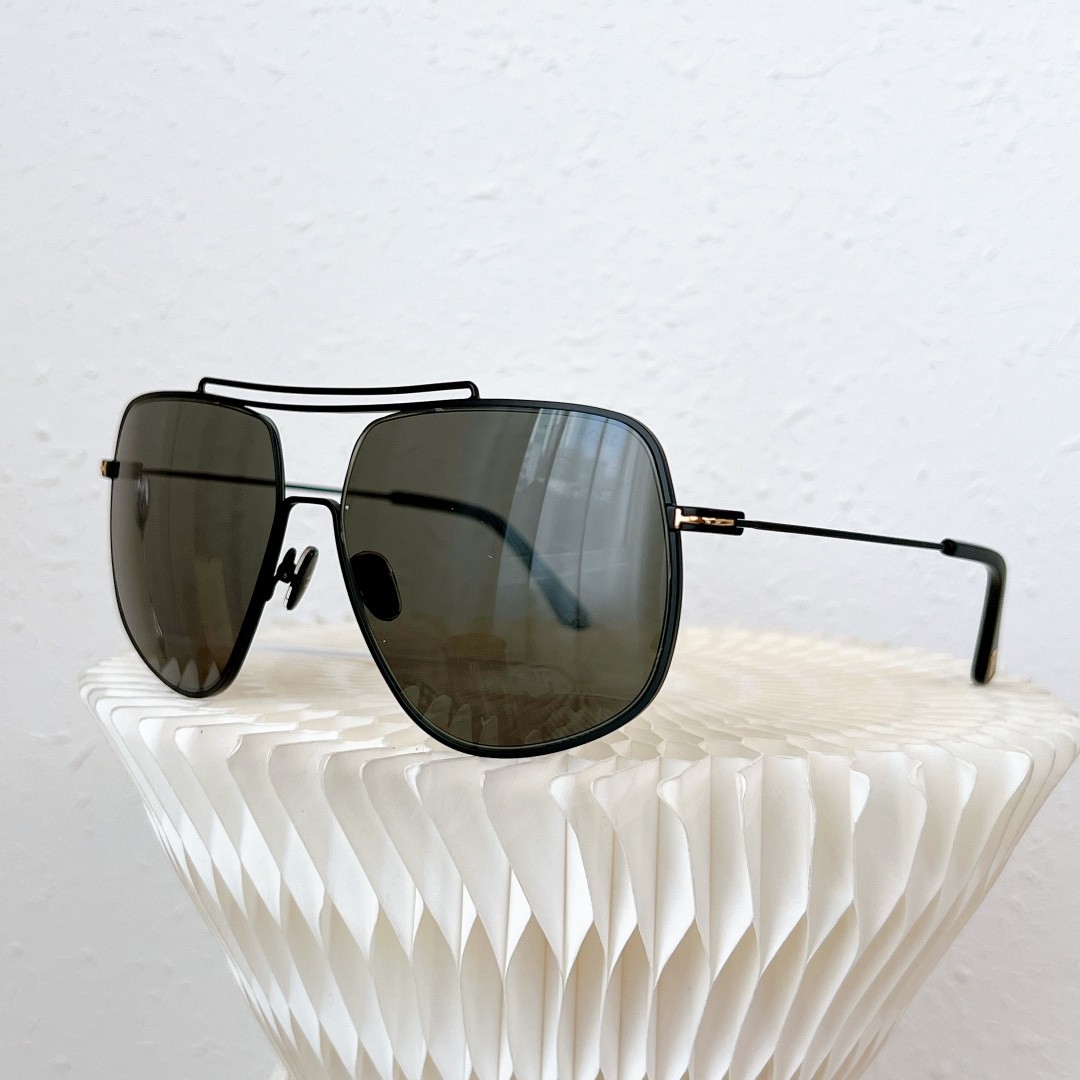 3 Tomf0rd glasses list