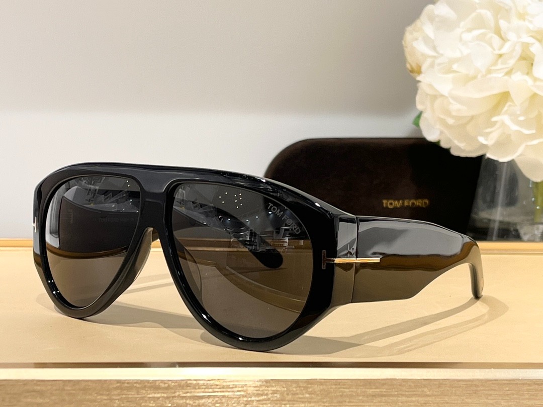 3 Tomf0rd glasses list
