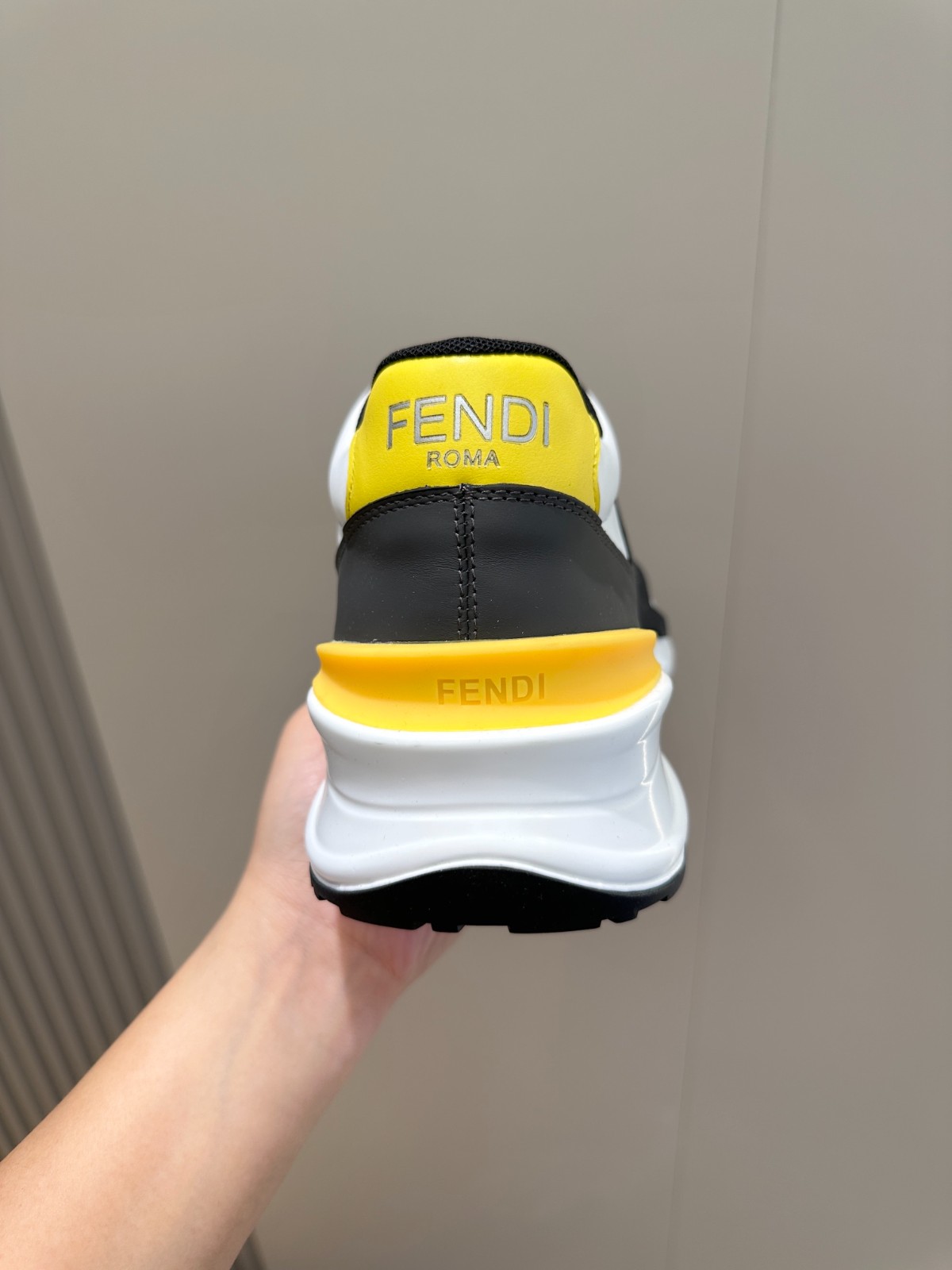 056 42123144 size 39-44