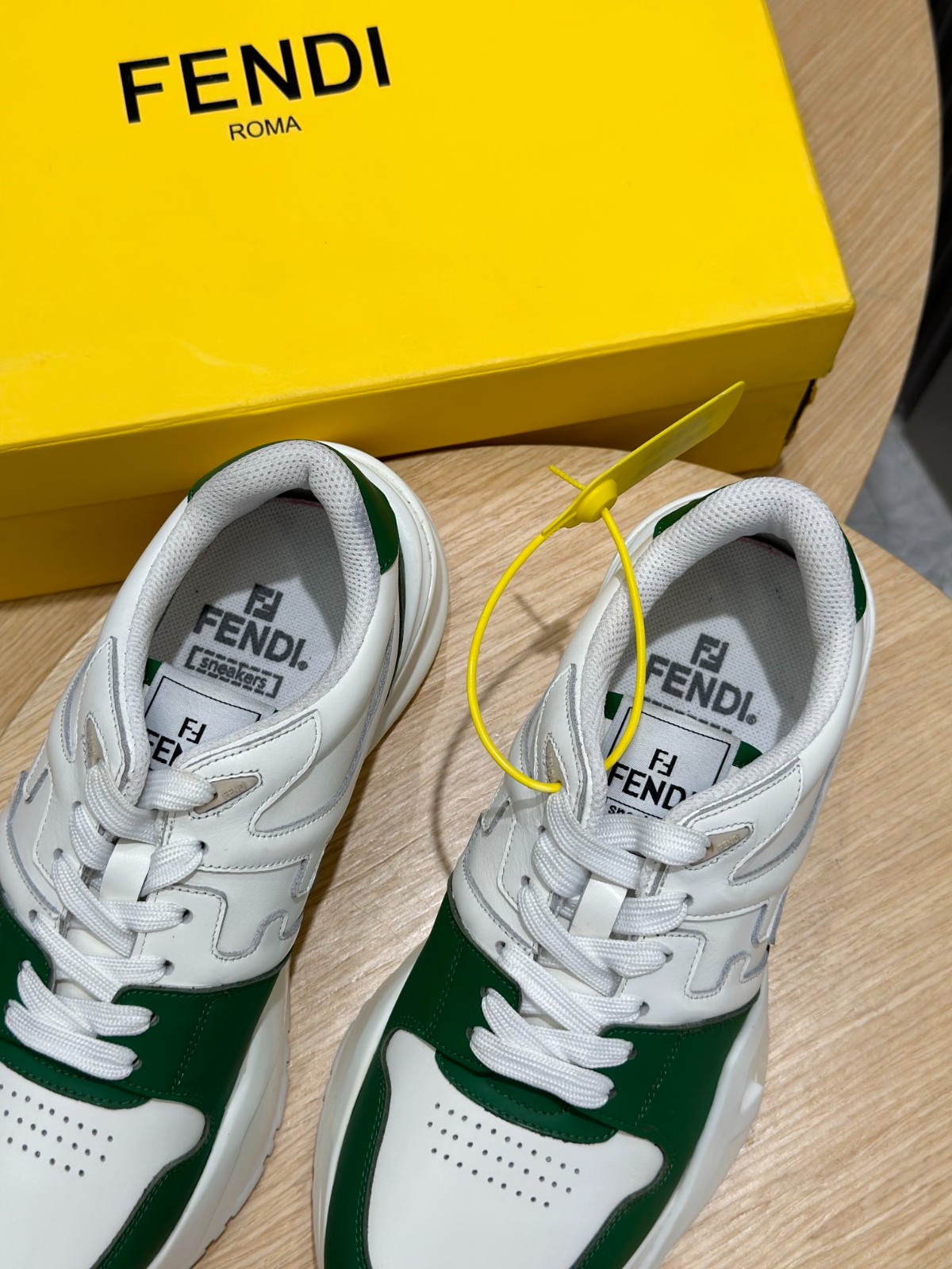 055 42123144 size 39-44