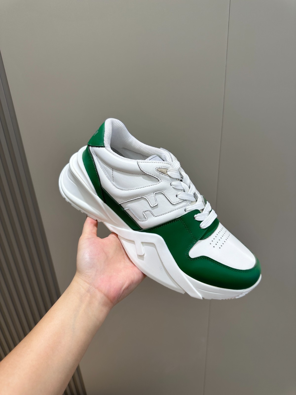 055 42123144 size 39-44