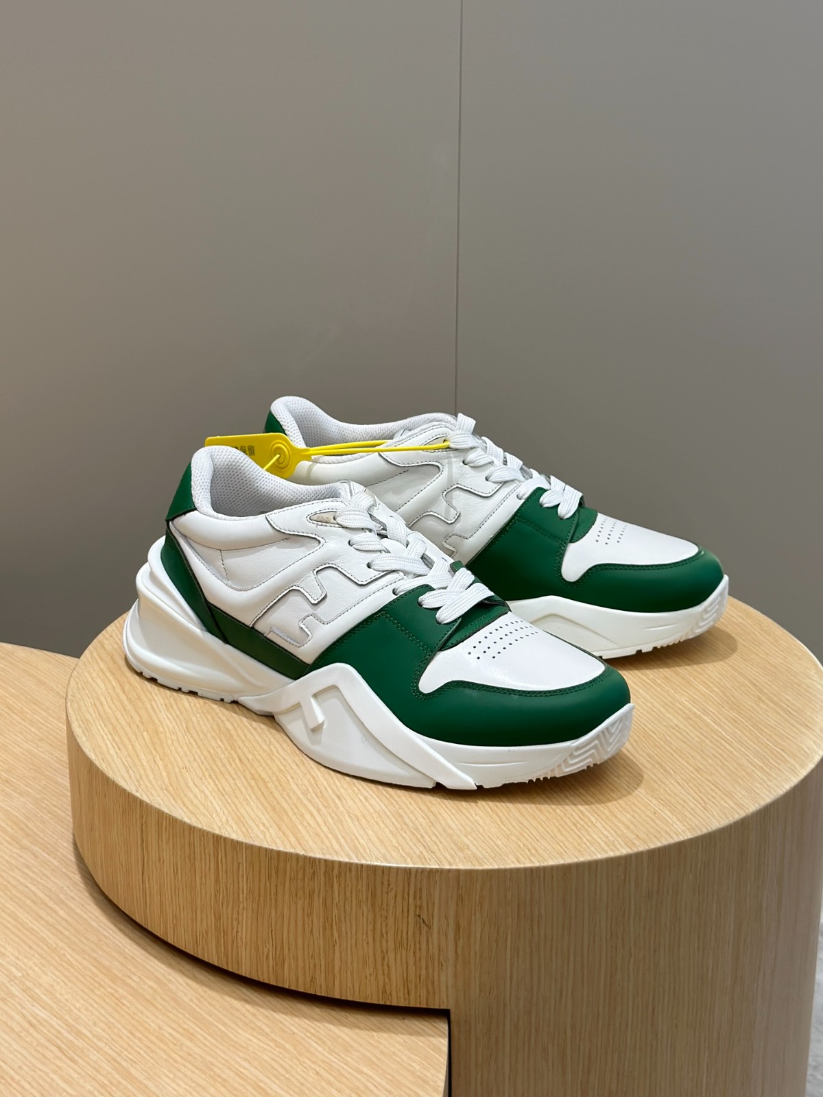 055 42123144 size 39-44
