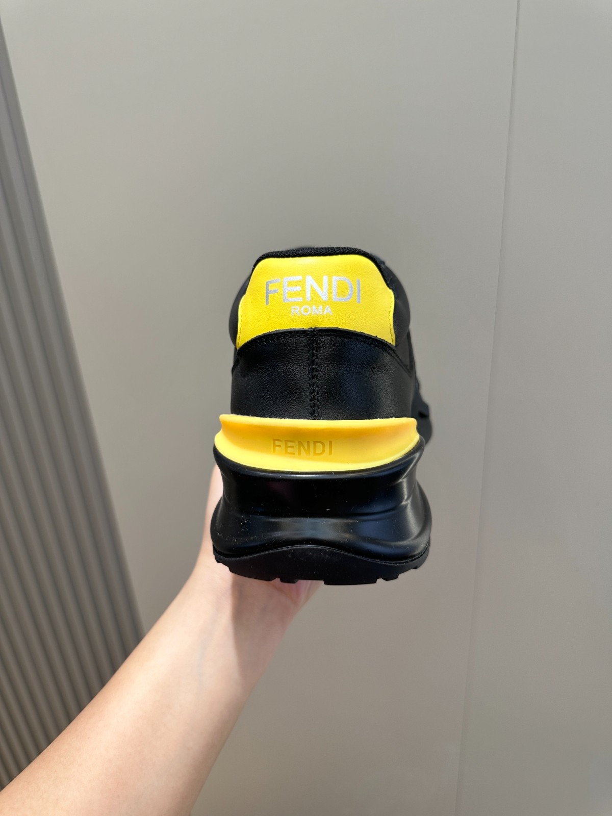 054 42123144 size 39-44