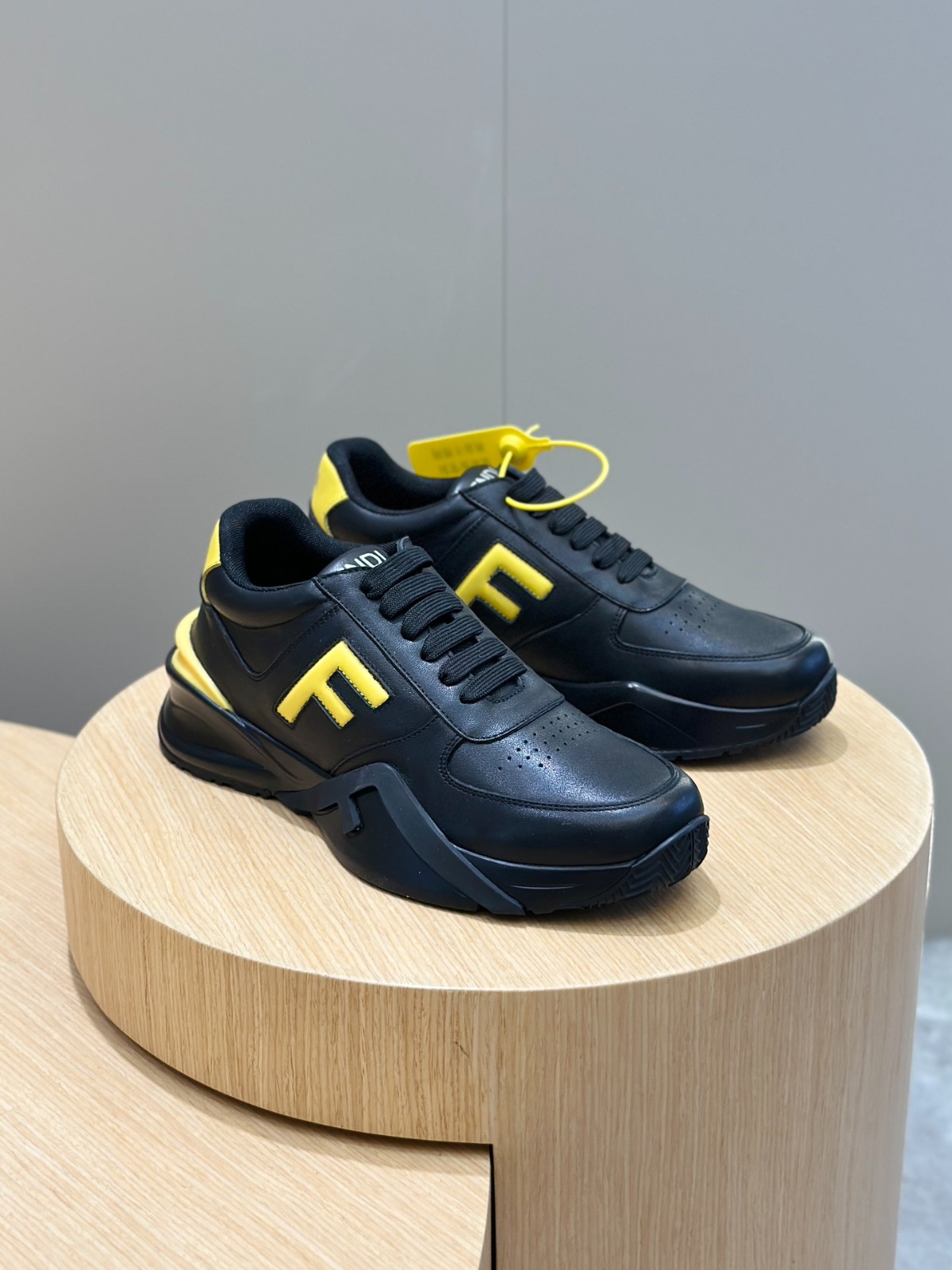 054 42123144 size 39-44