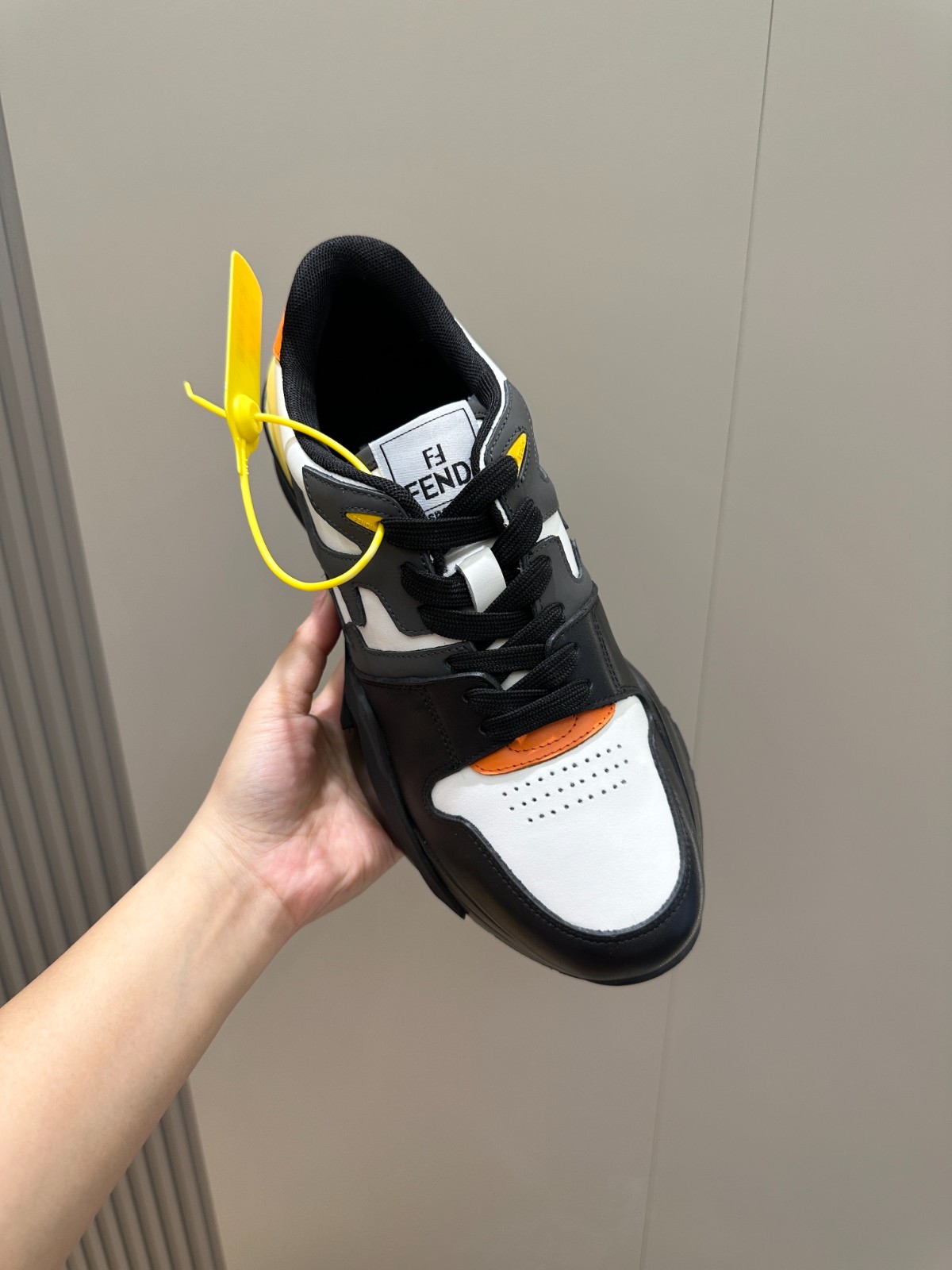 053 42123144 size 39-44