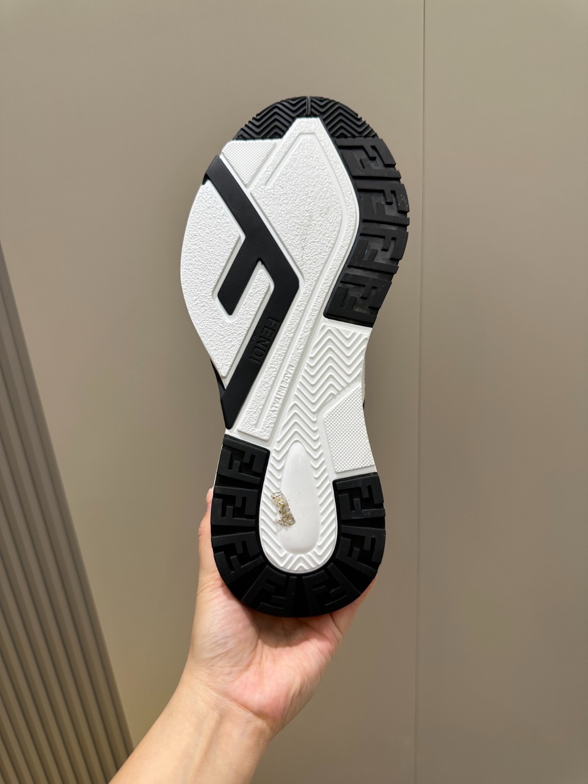052 42123144 size 39-44