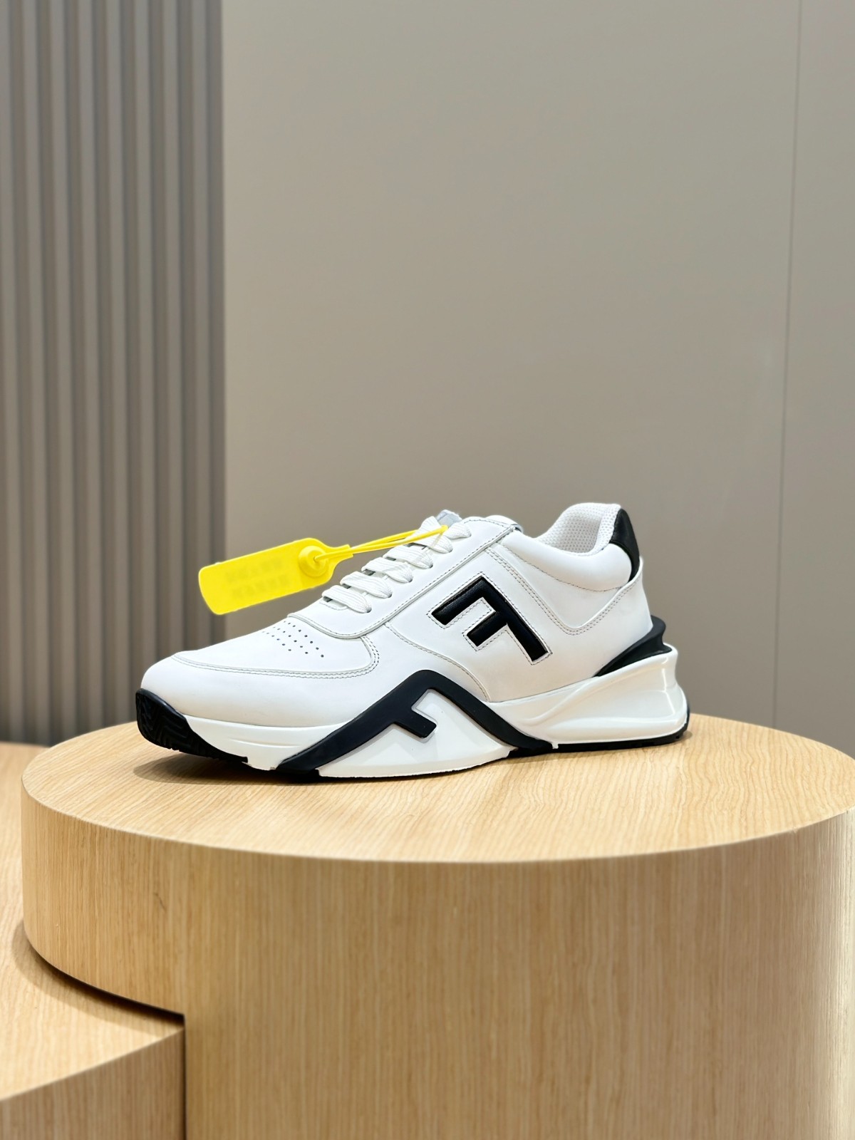 052 42123144 size 39-44