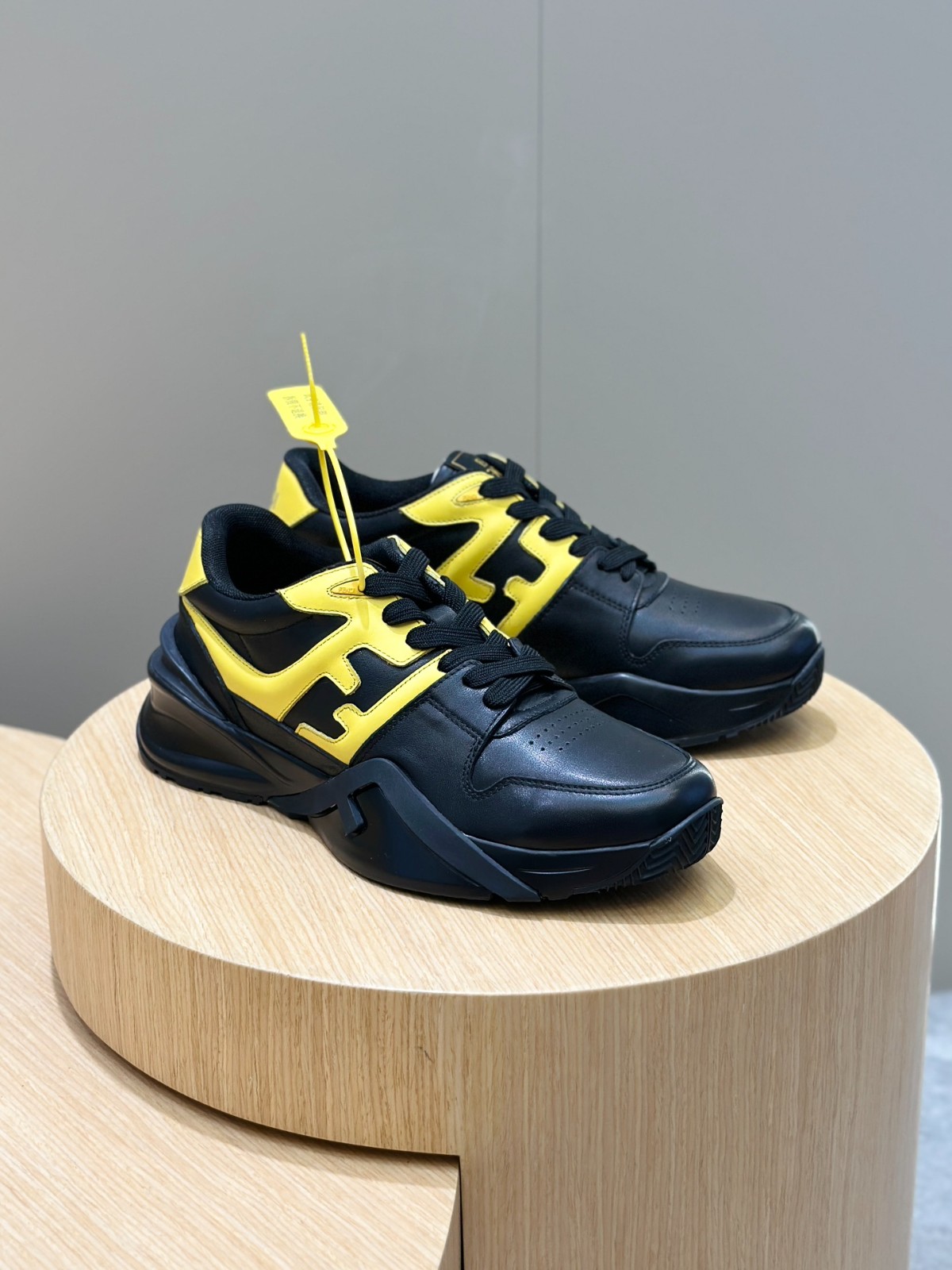051 42123144 size 39-44