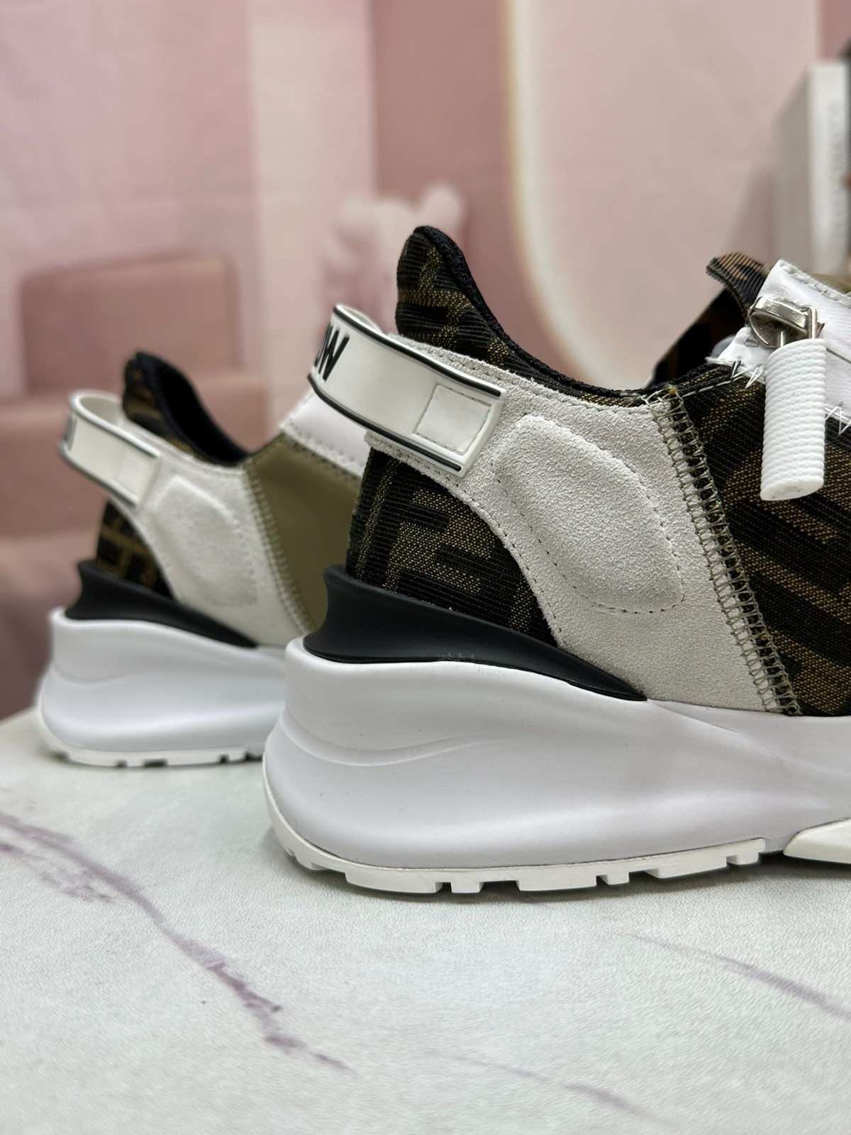 049 43123145 size 39-45