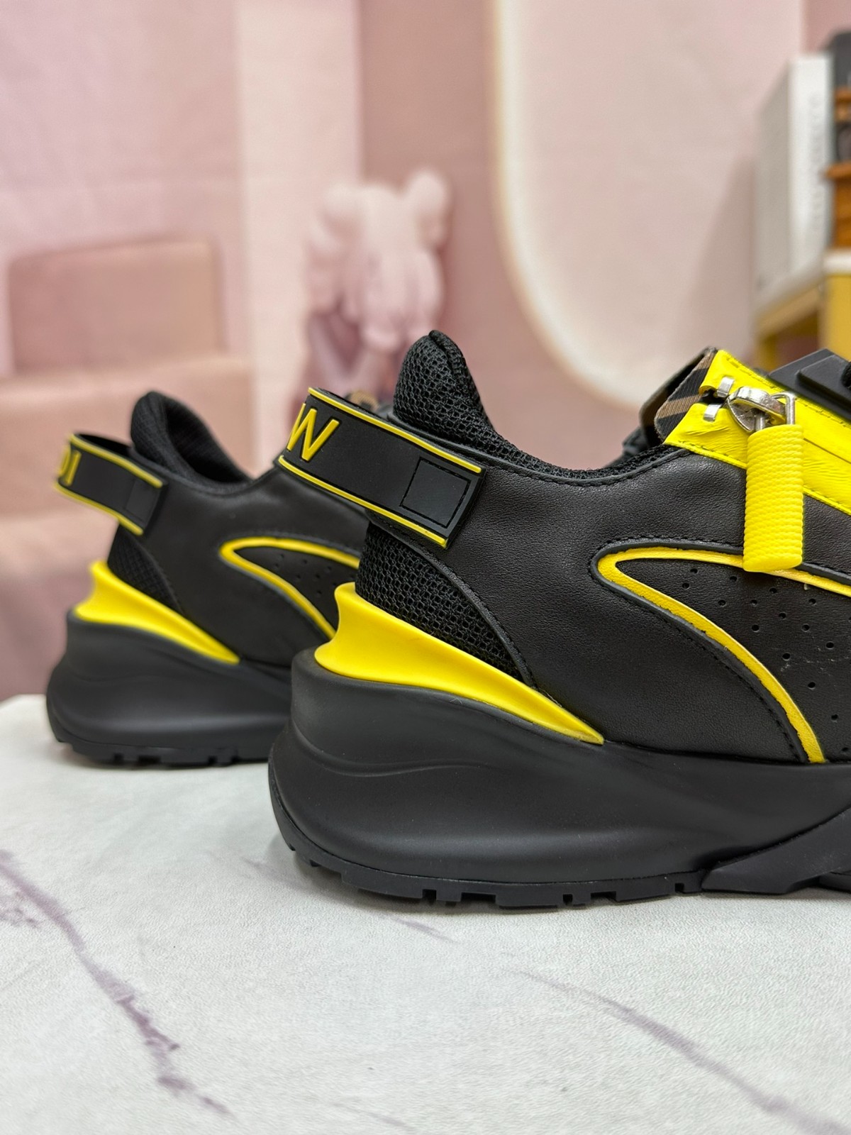 039 43123145 size 39-45