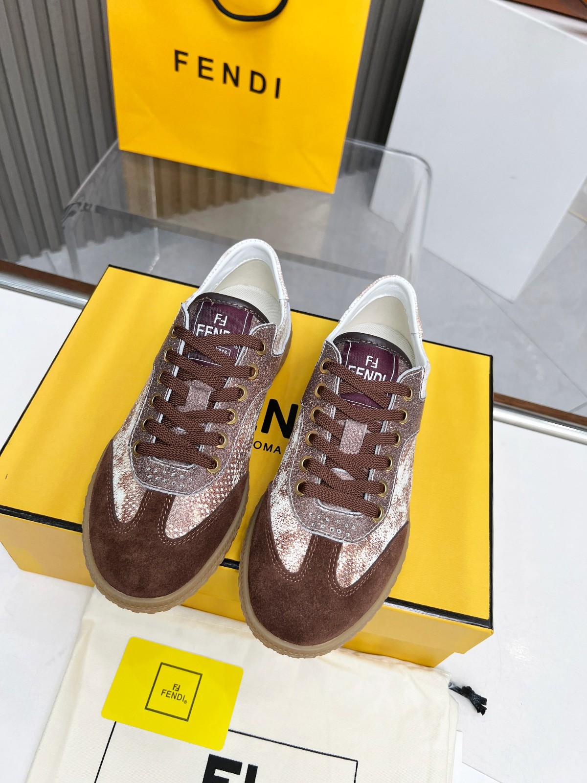 022 28123127 size 35-40