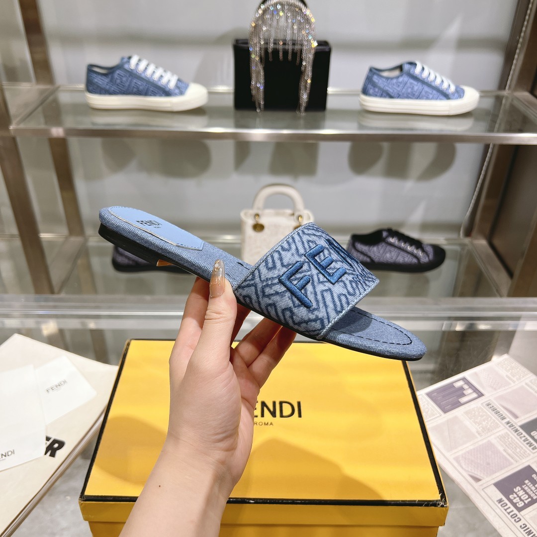 017 24123092 size 35-43