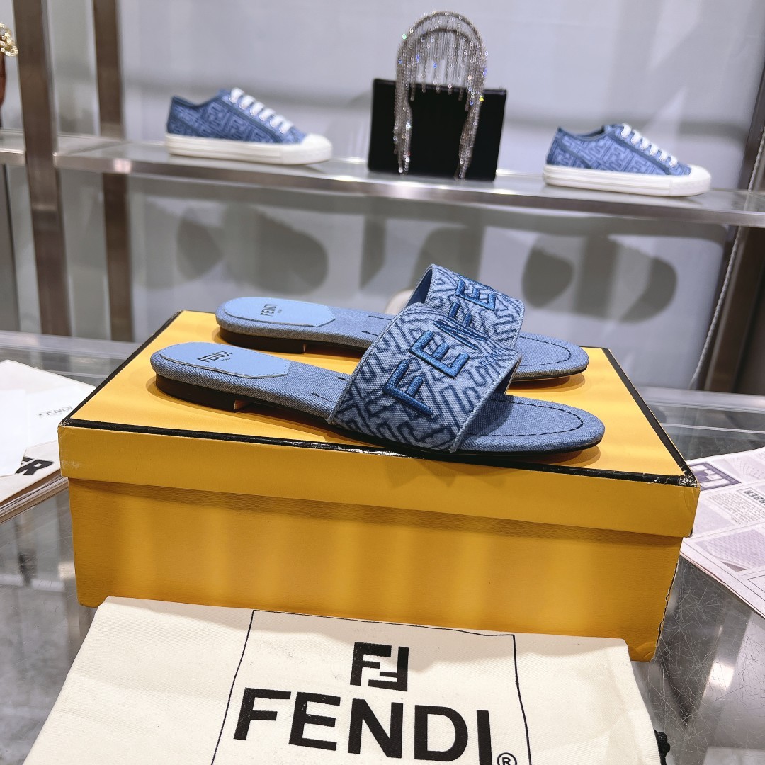 017 24123092 size 35-43