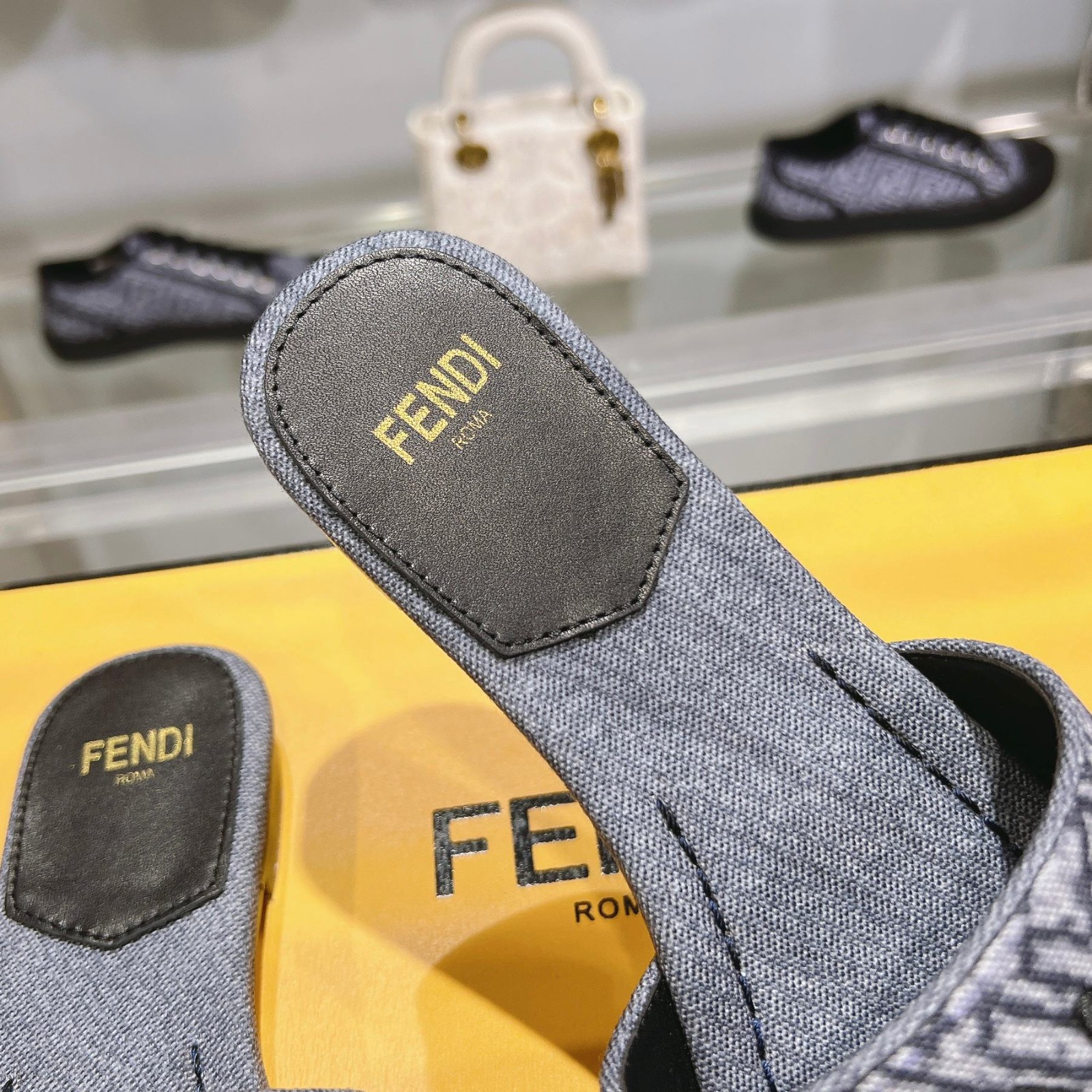 016 24123092 size 35-43