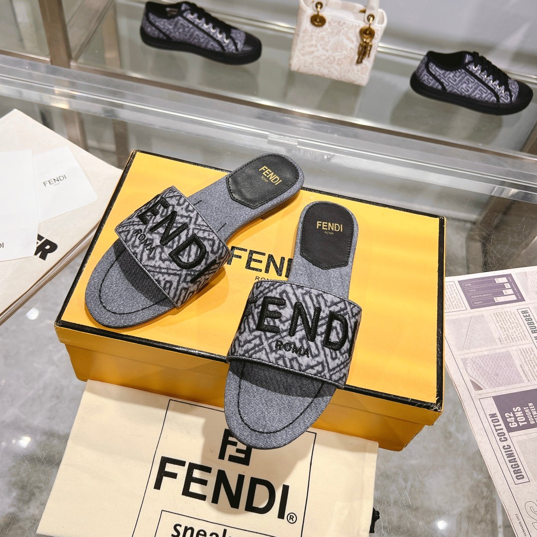 016 24123092 size 35-43
