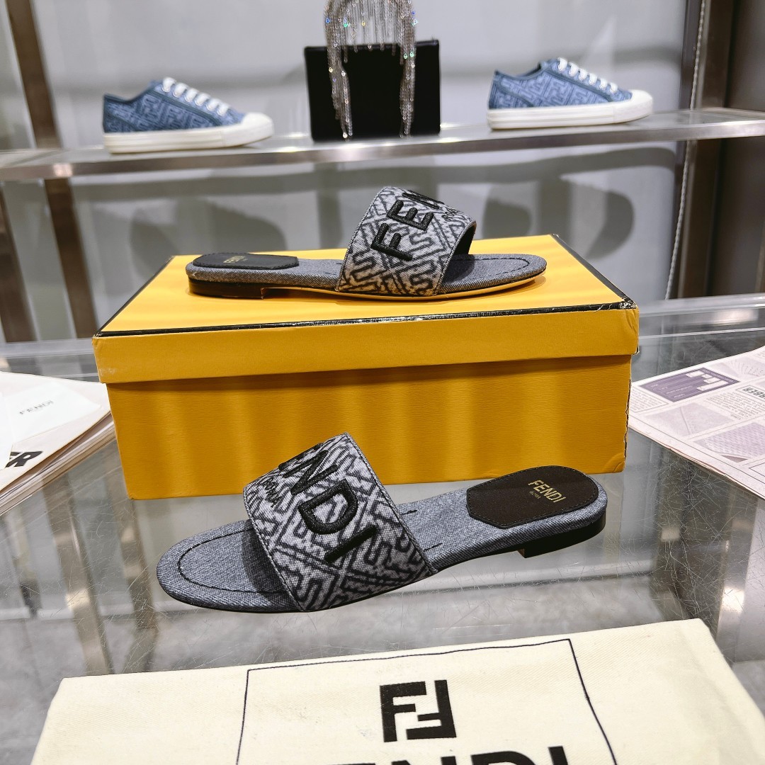 016 24123092 size 35-43
