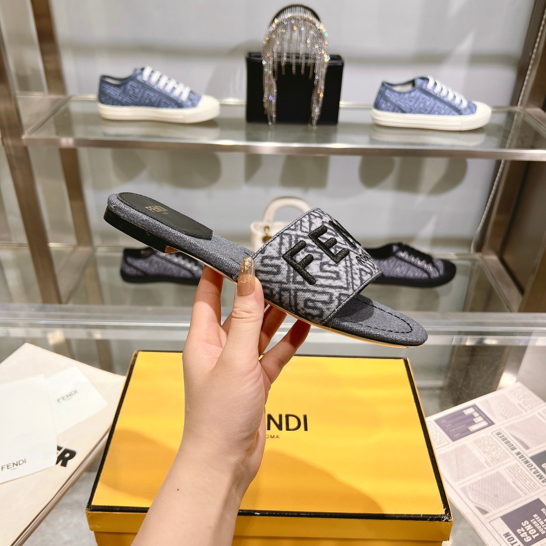 016 24123092 size 35-43
