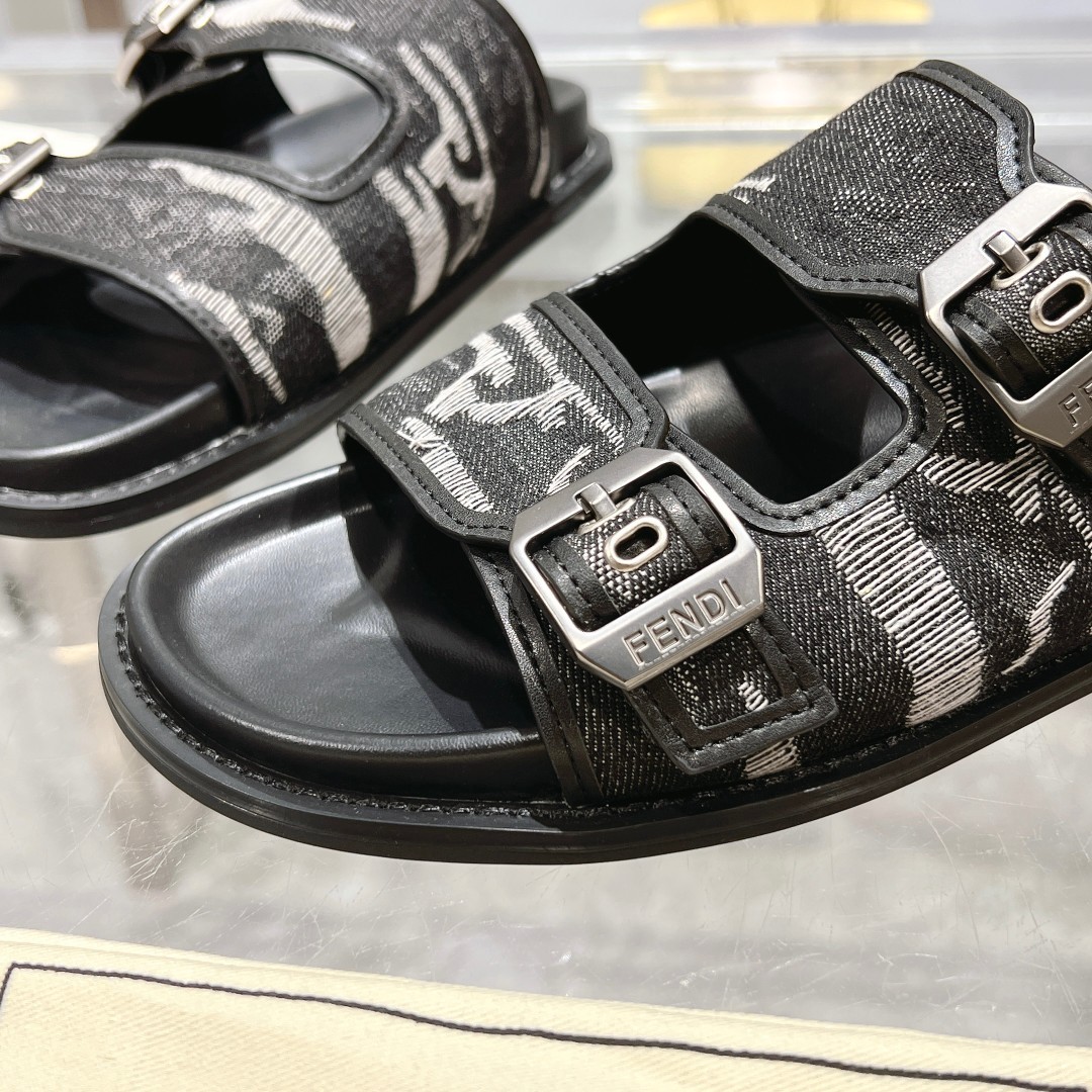 011 24123102 size 35-45
