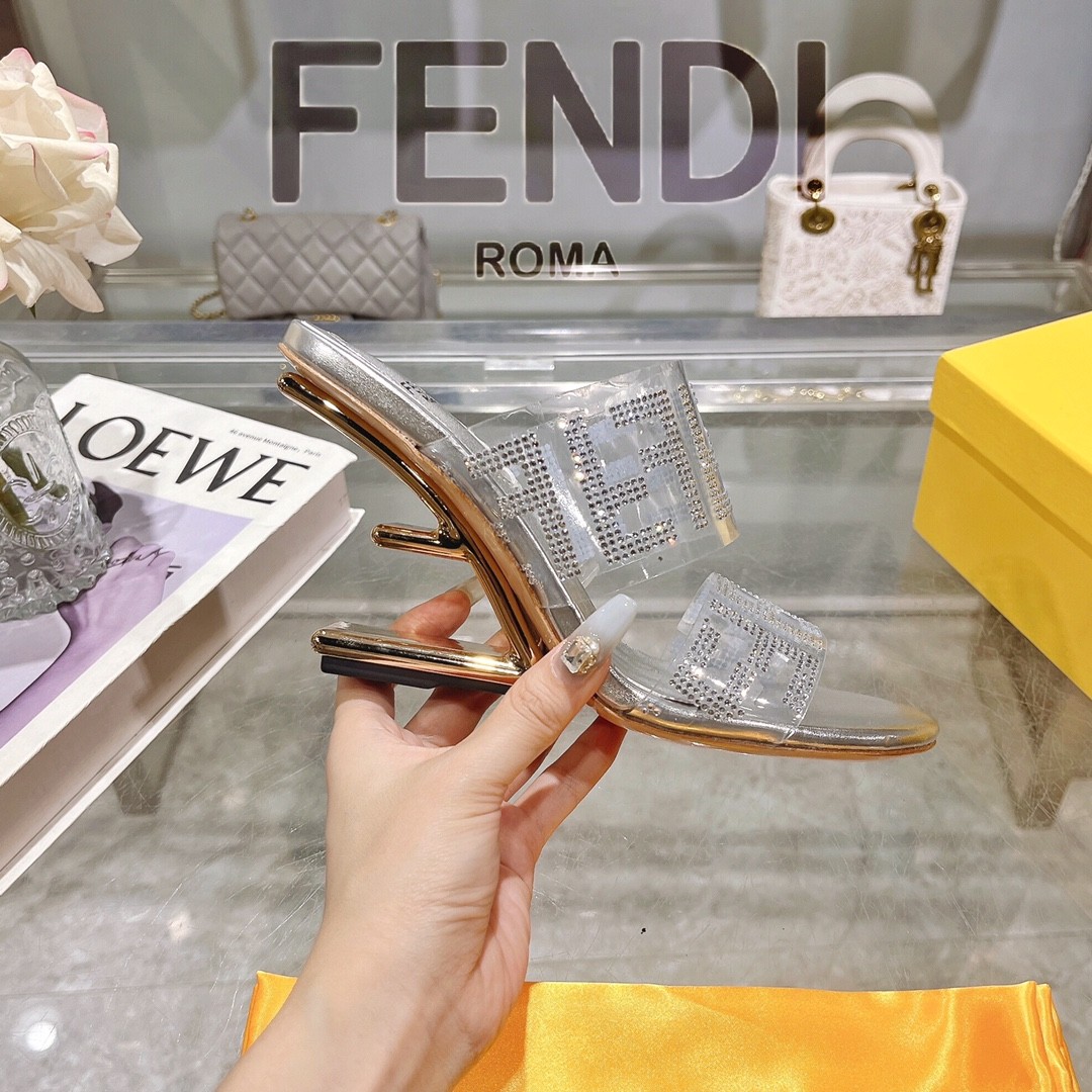 004 30123117 size 35-41
