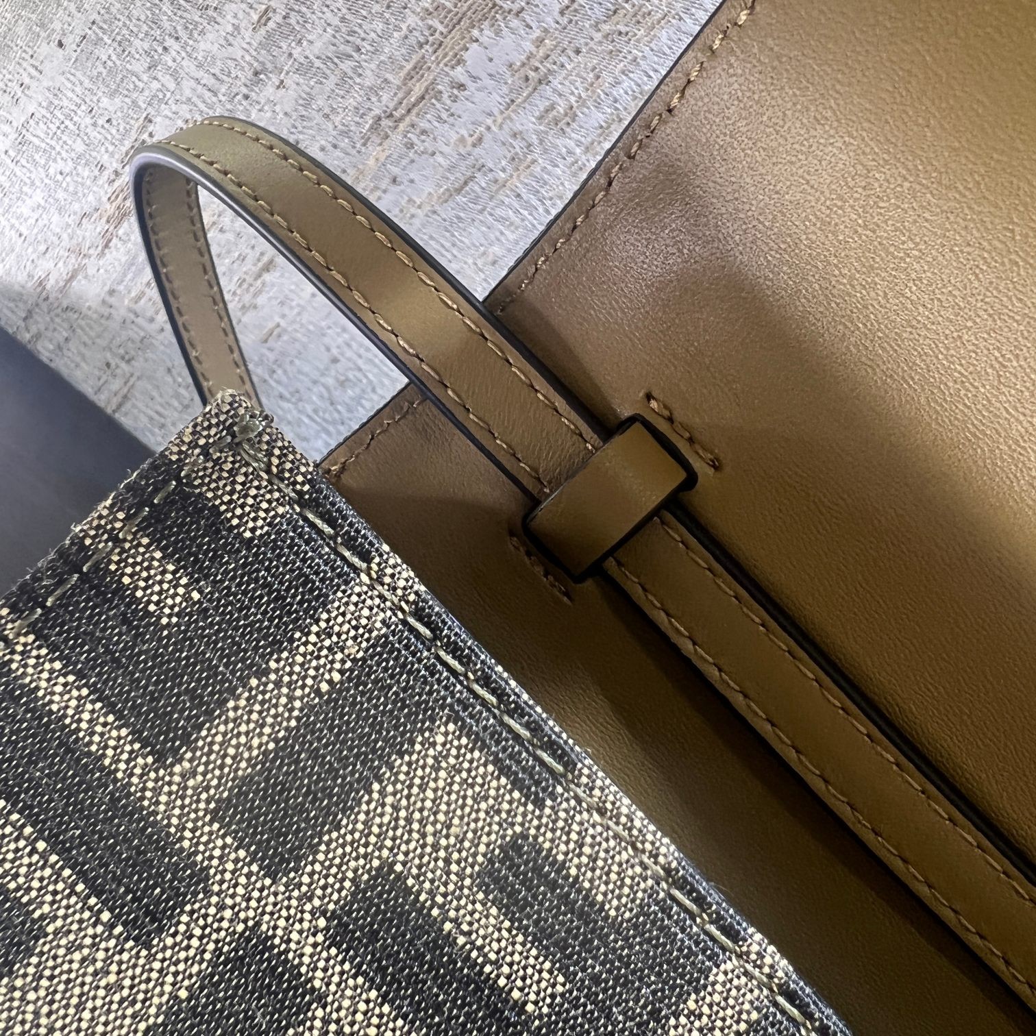 094 58123172 size 21x12x5cm