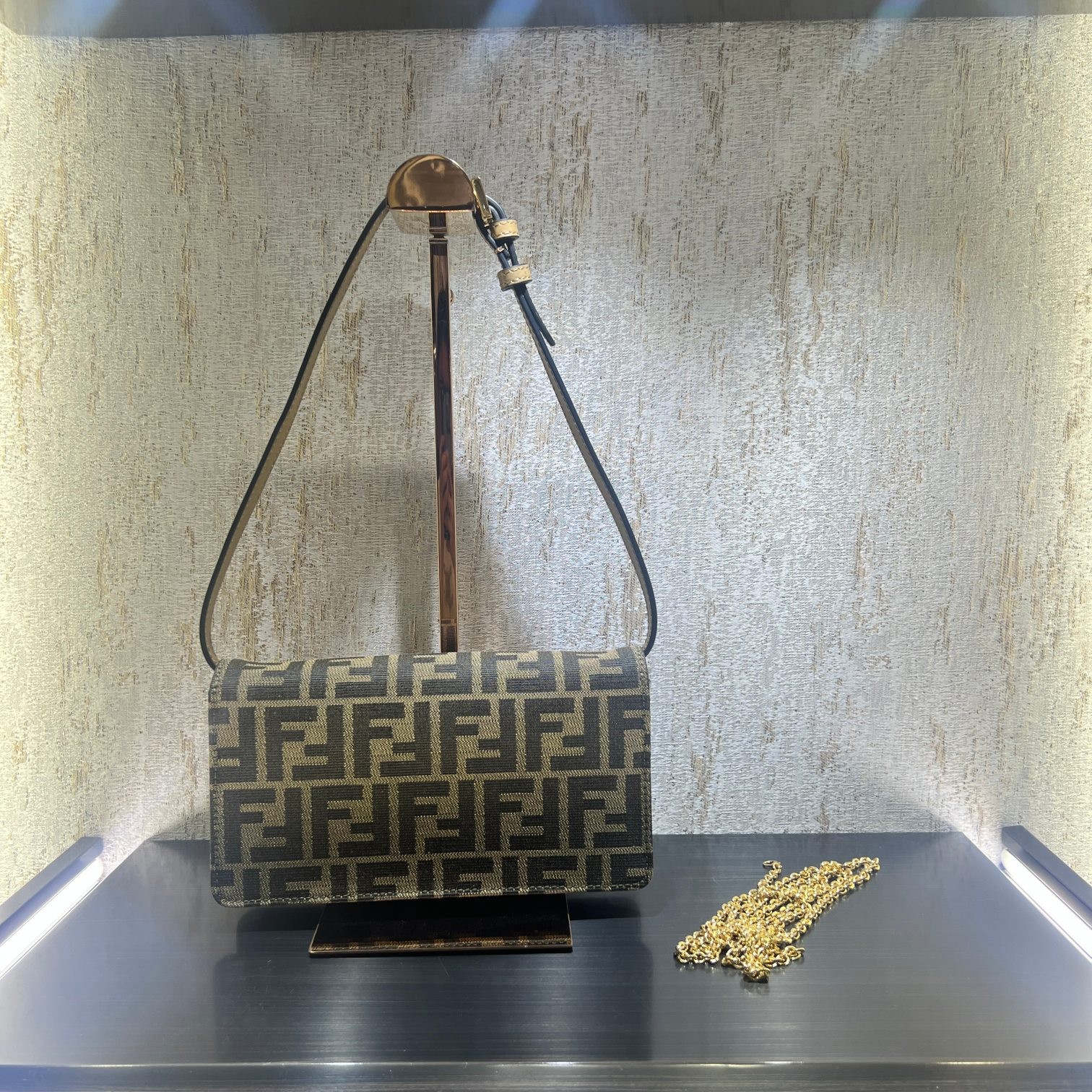 094 58123172 size 21x12x5cm