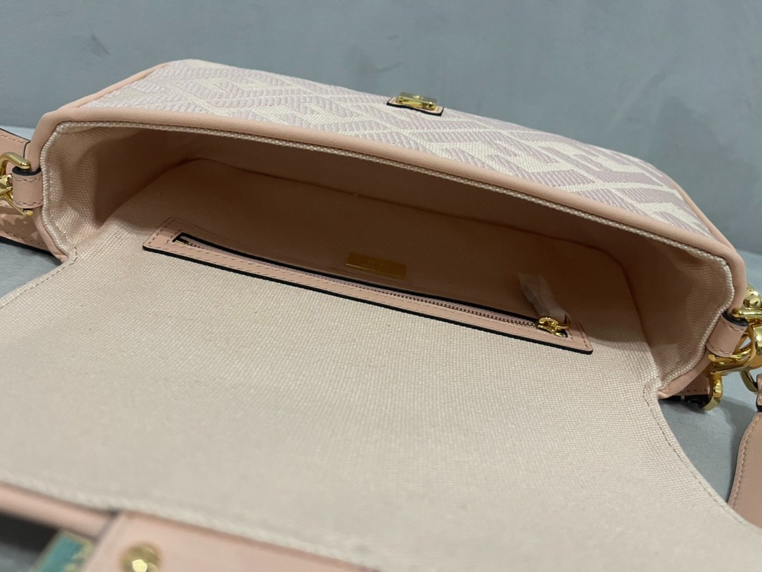 088 70123213 size 27x6x15cm