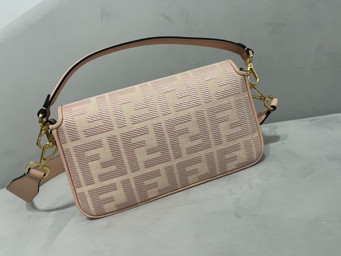 088 70123213 size 27x6x15cm