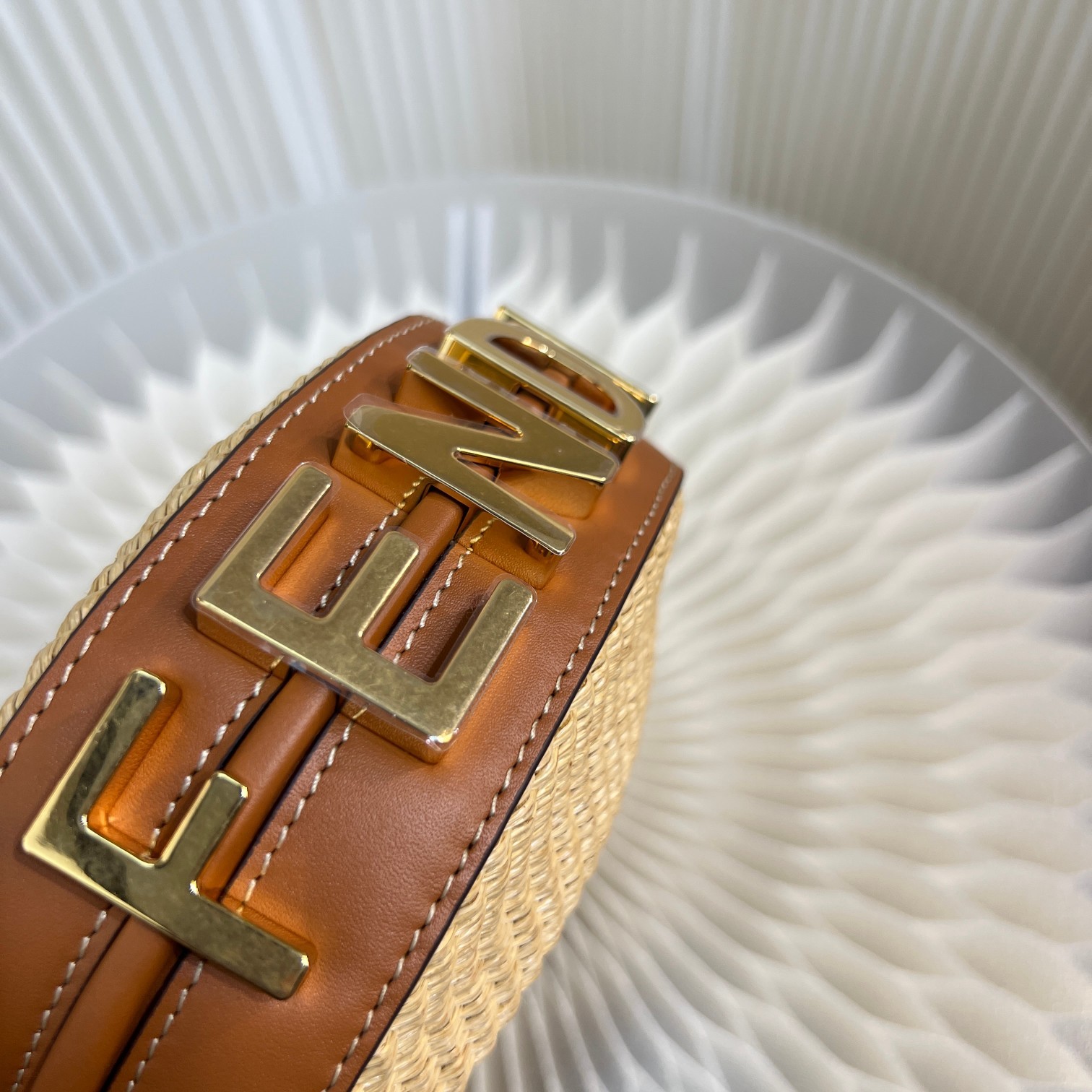 087 57123171 size 16.5x14x5cm