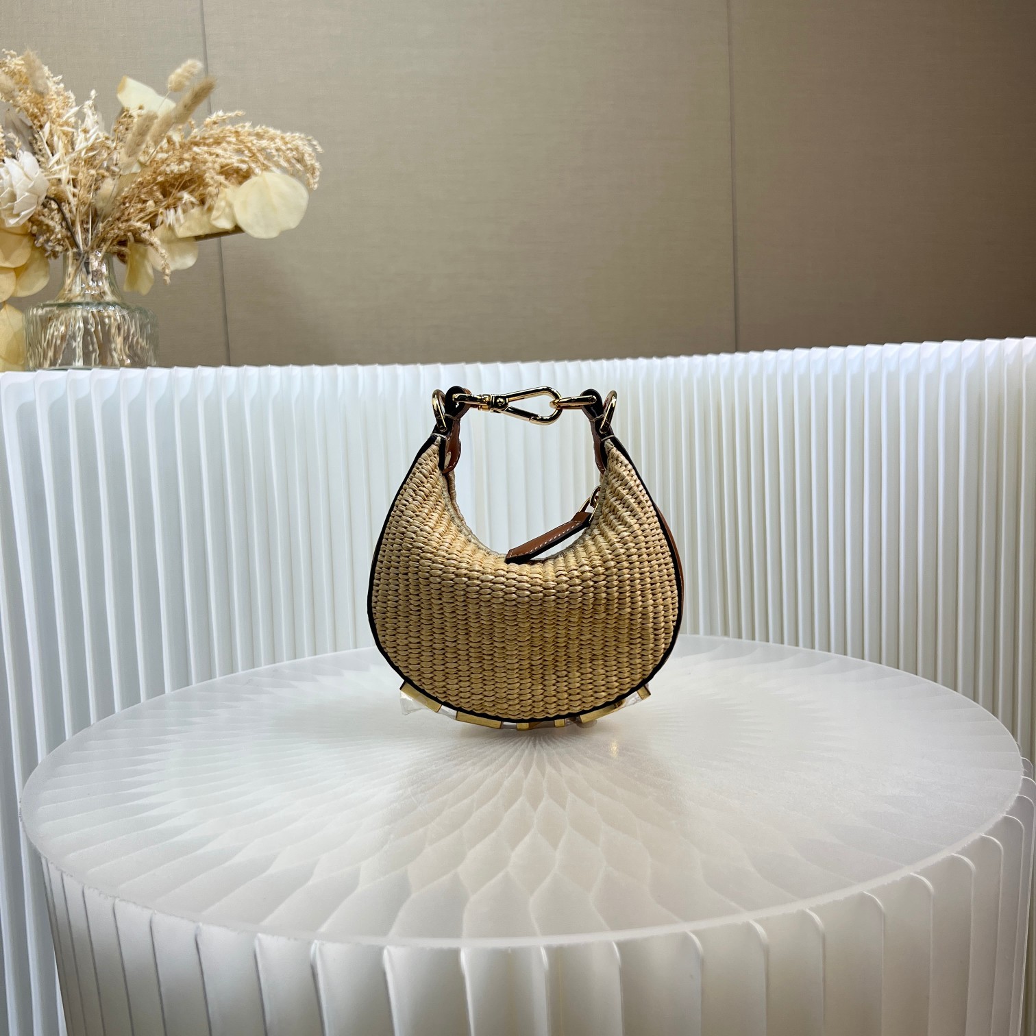 087 57123171 size 16.5x14x5cm