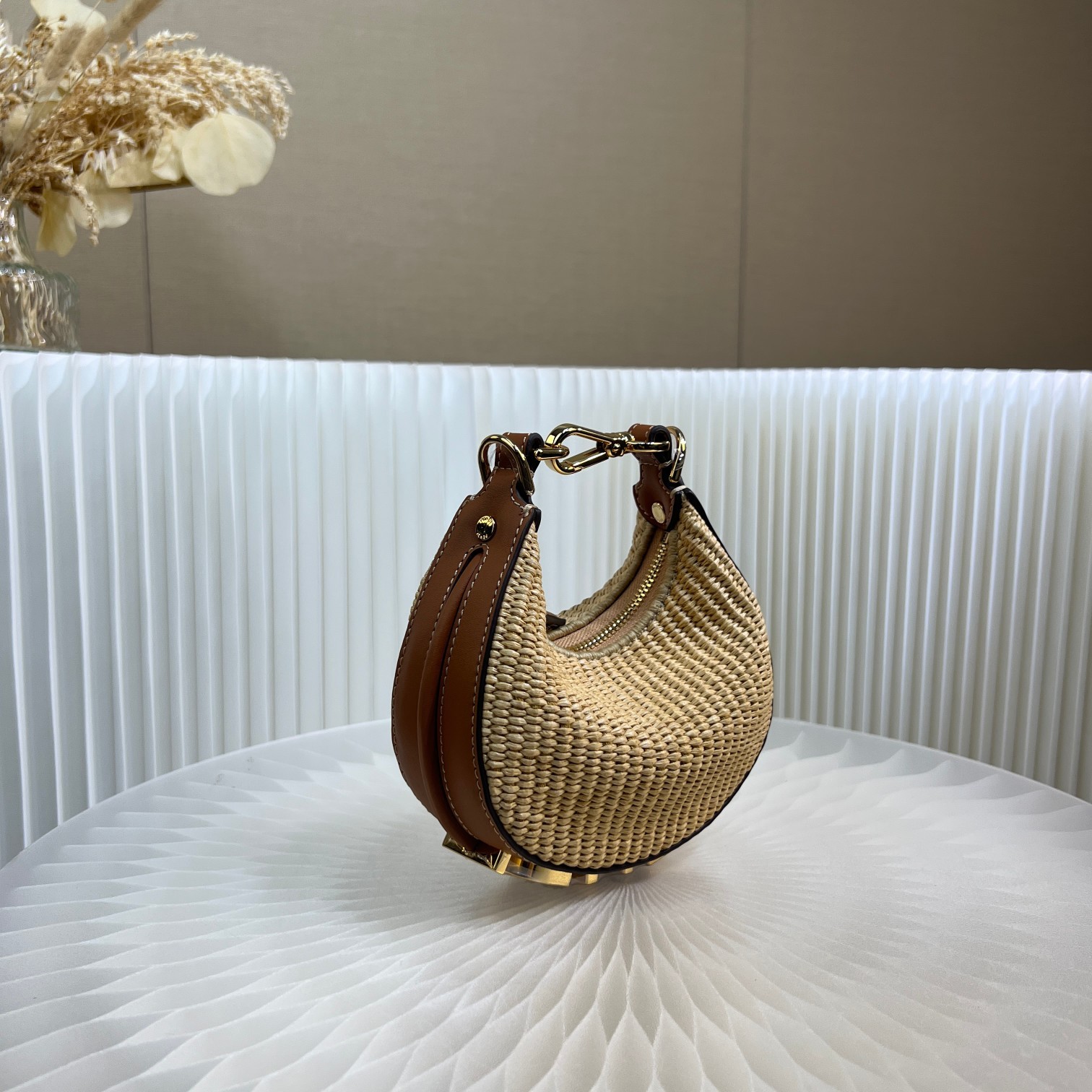 087 57123171 size 16.5x14x5cm