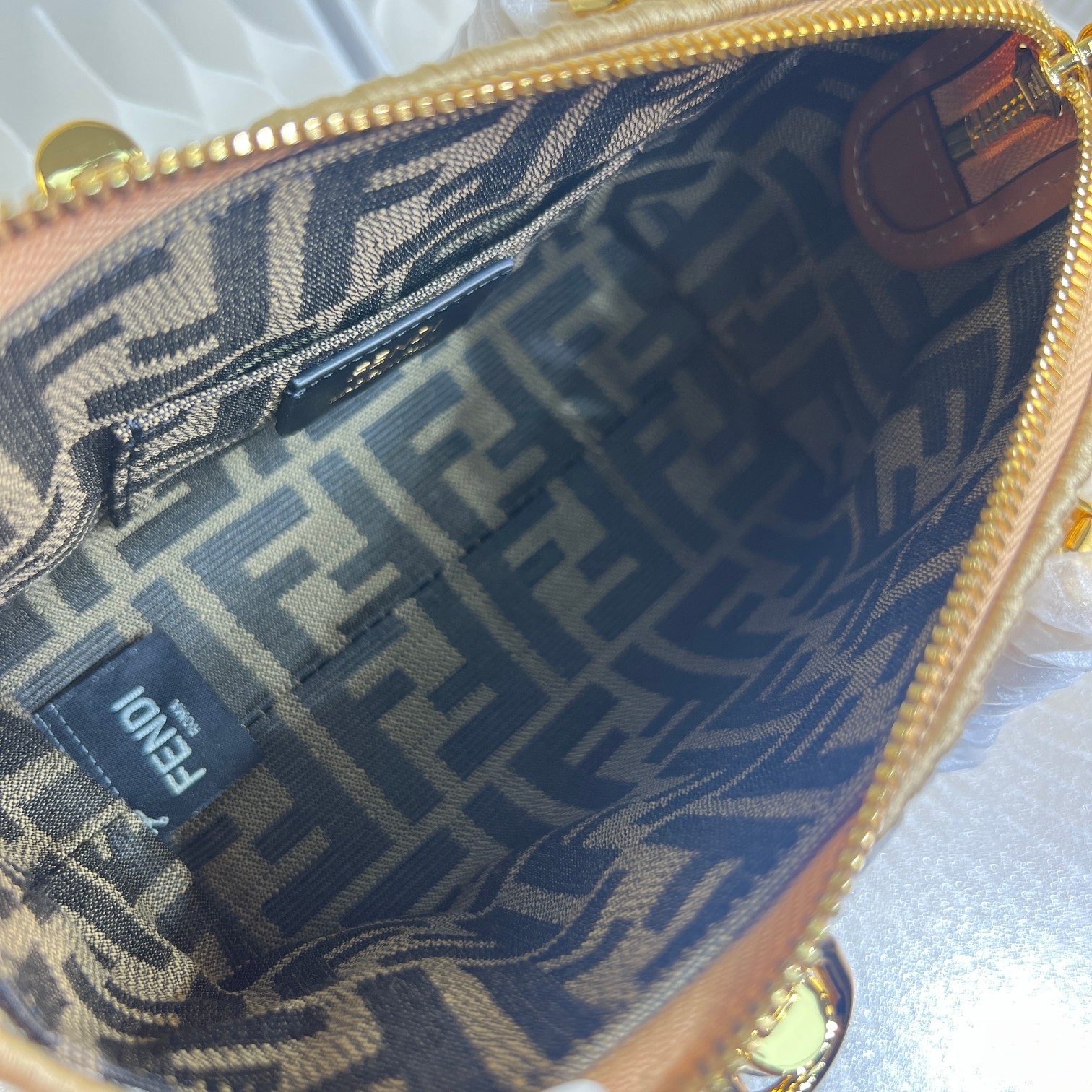 084 57123171 size 17x18x8cm