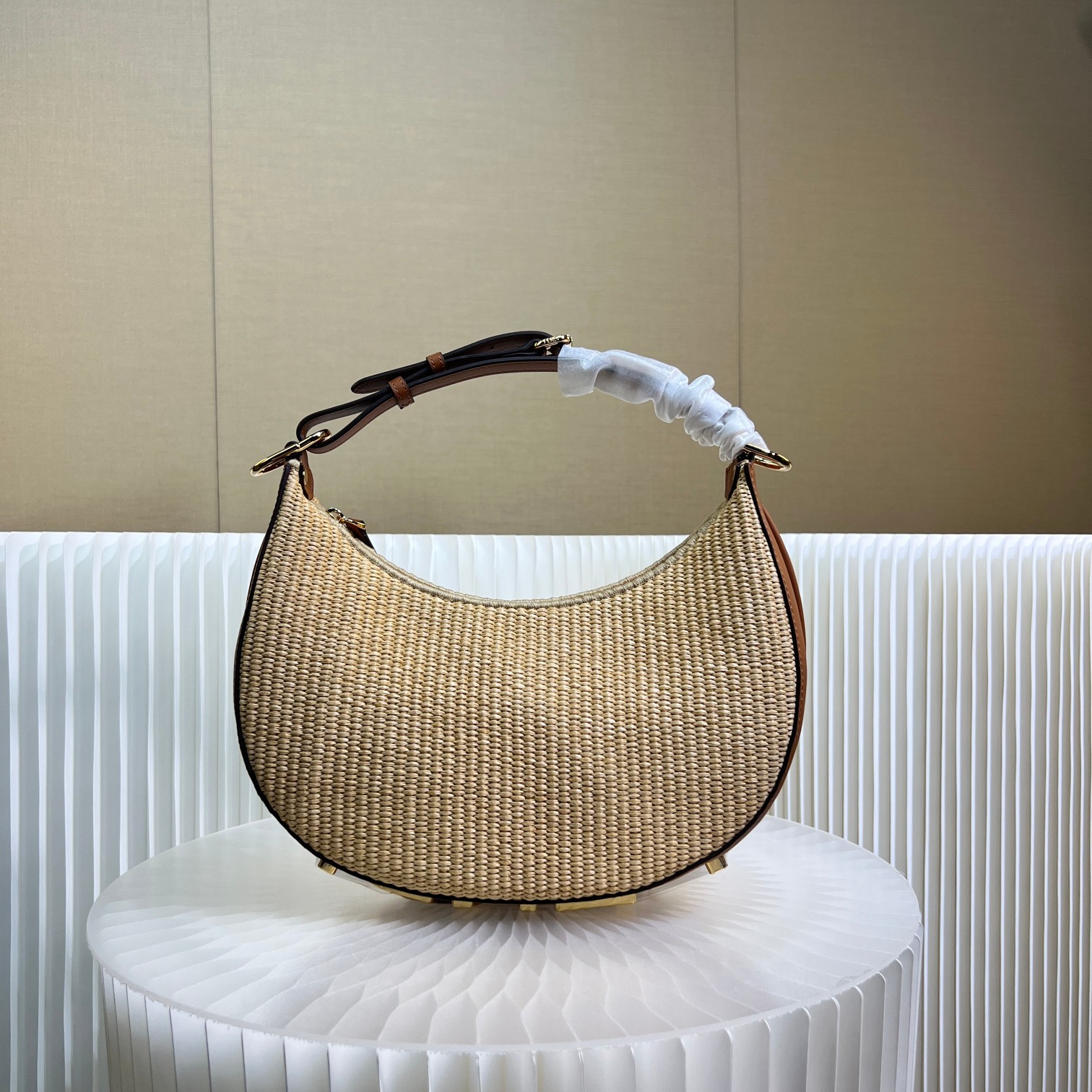083 68123201 size 29x24.5x10cm