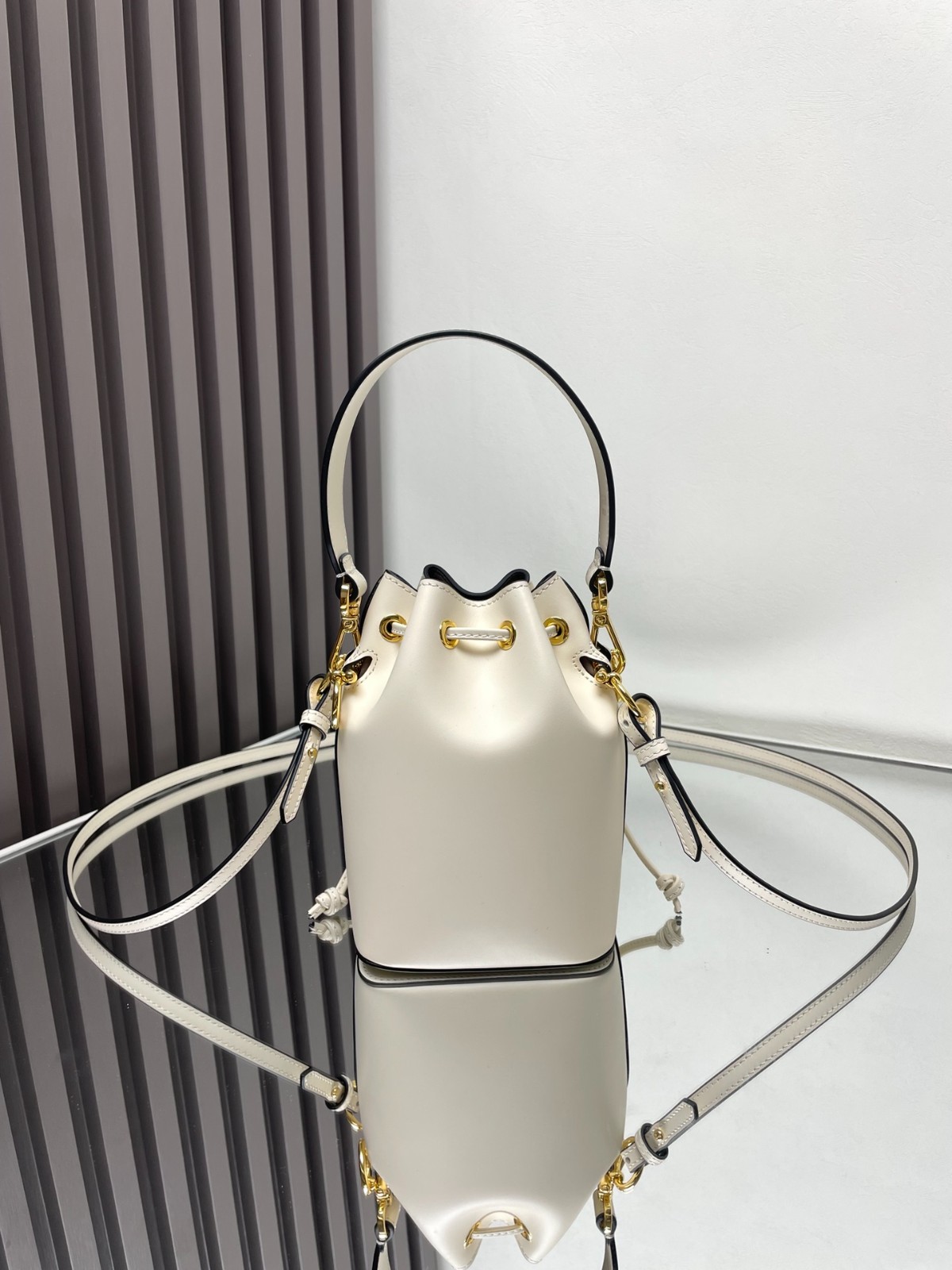 078 60123176 size 18x12x10cm