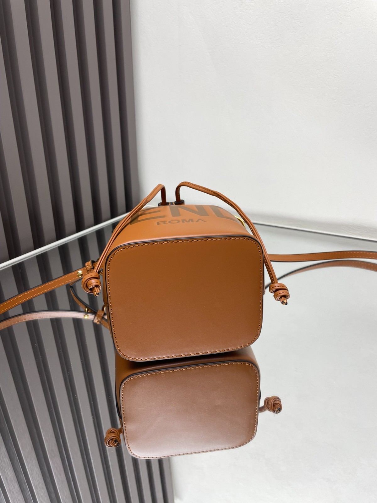 077 60123176 size 18x12x10cm