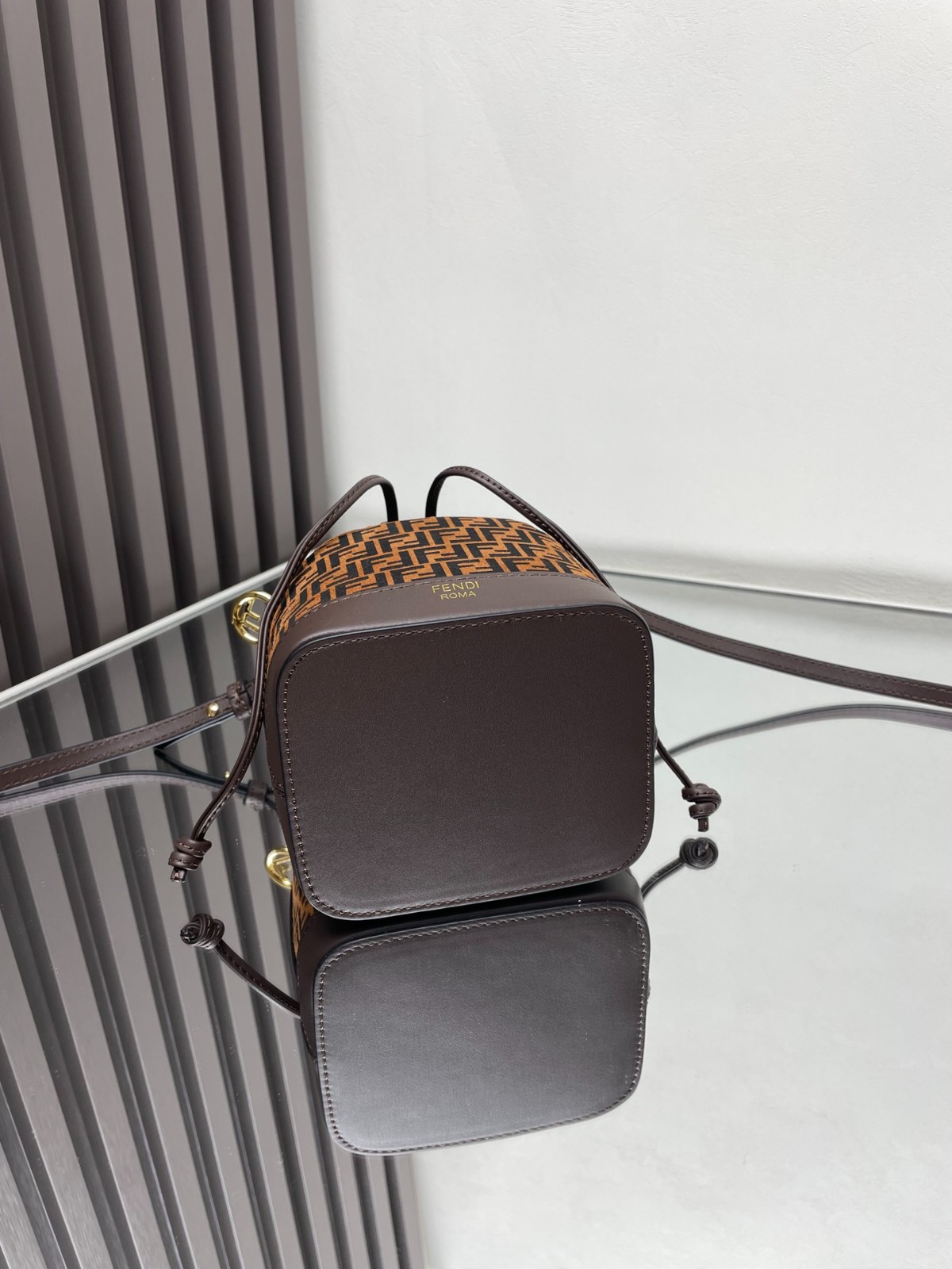075 65123192 size 12x18x10cm