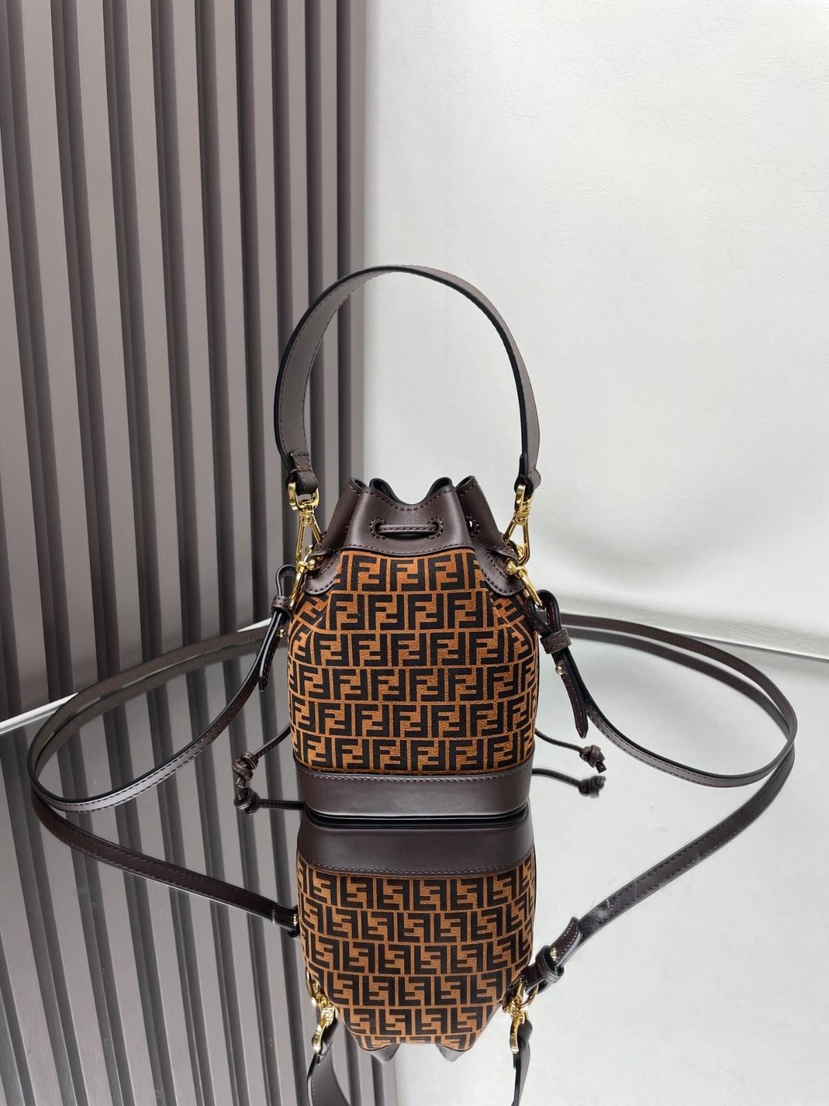 075 65123192 size 12x18x10cm