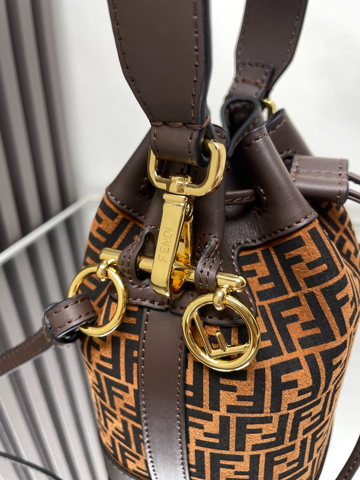 075 65123192 size 12x18x10cm